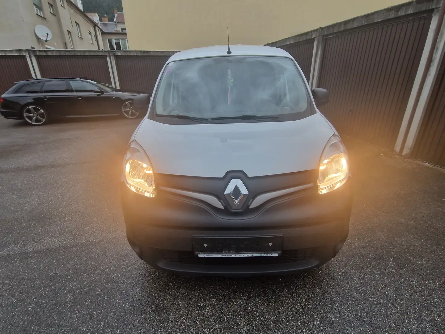 Renault Kangoo Express Medium Access Energy dCi 80 L1 Schwarz - 1