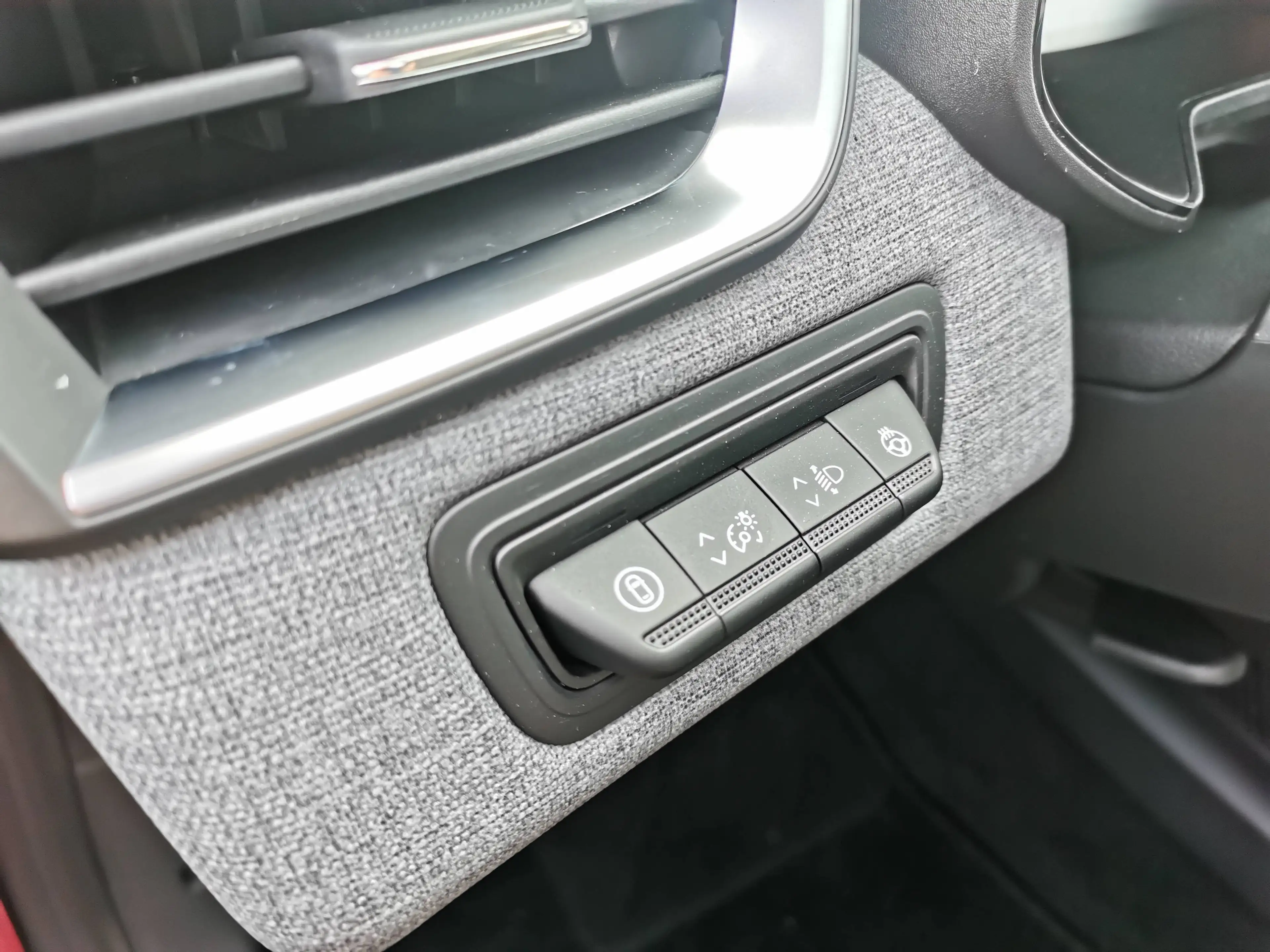 Mitsubishi Colt PLUS 1.6 Hybrid - Garantie bis 05/2030 — photo 8