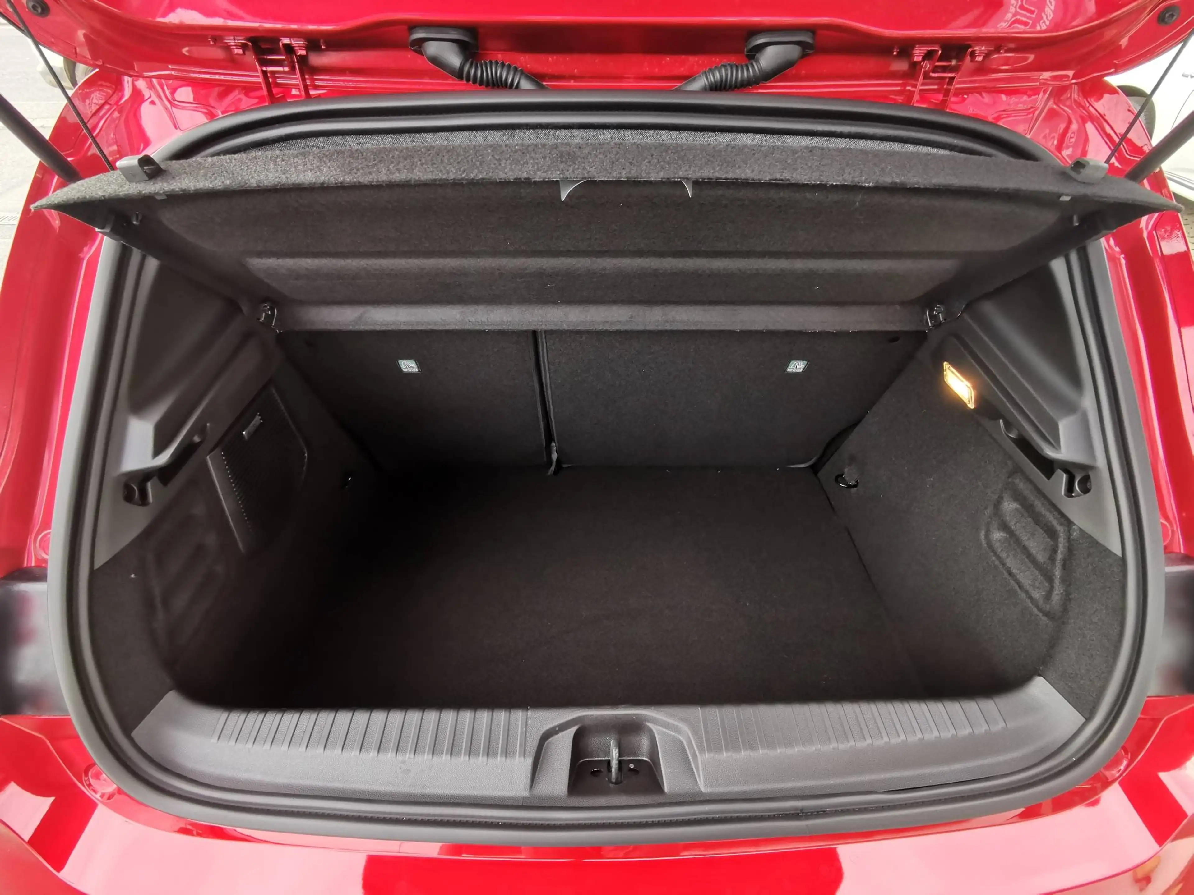Mitsubishi Colt PLUS 1.6 Hybrid - Garantie bis 05/2030 — photo 5