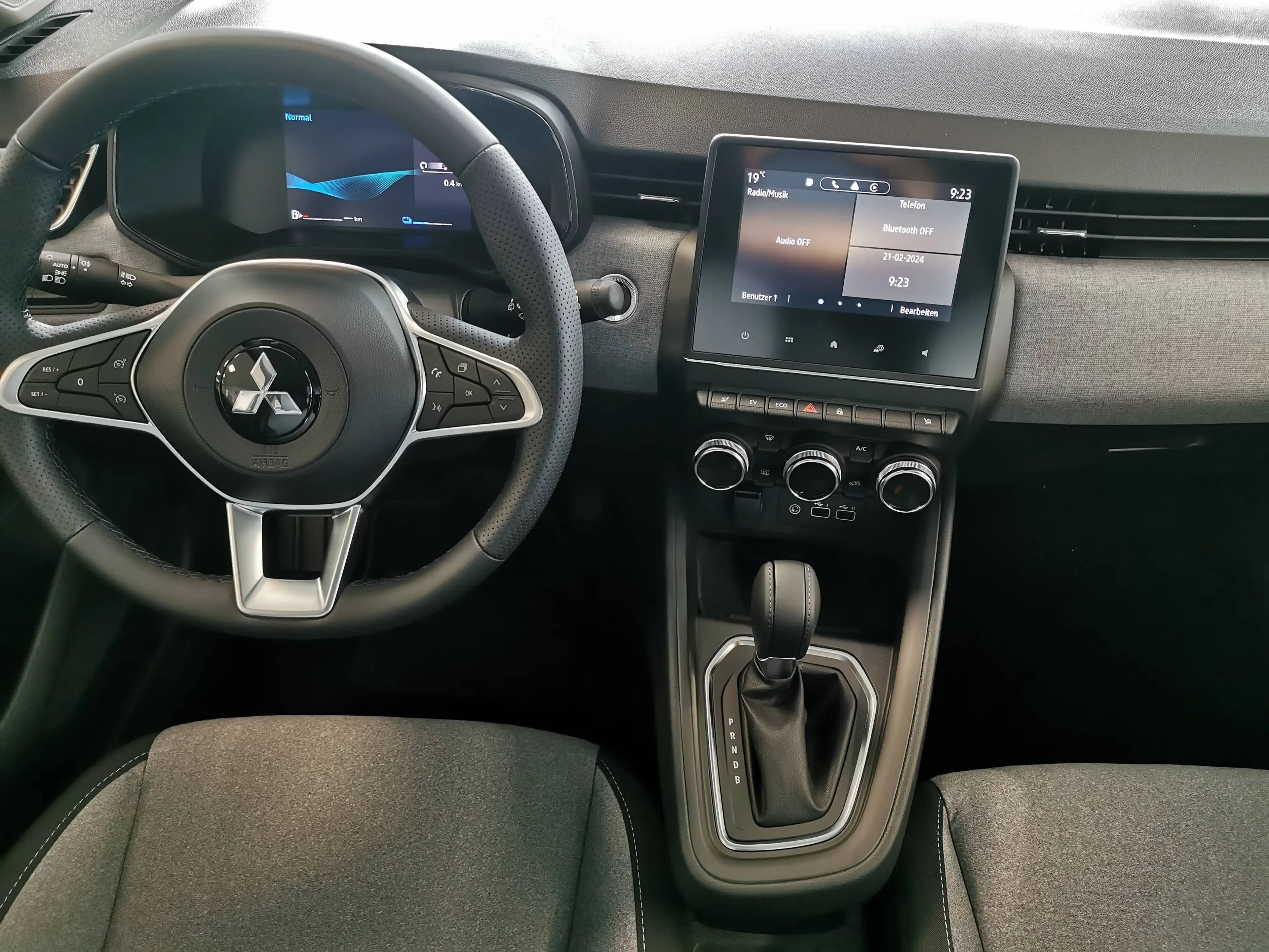 Mitsubishi Colt PLUS 1.6 Hybrid - Garantie bis 05/2030 — photo 13
