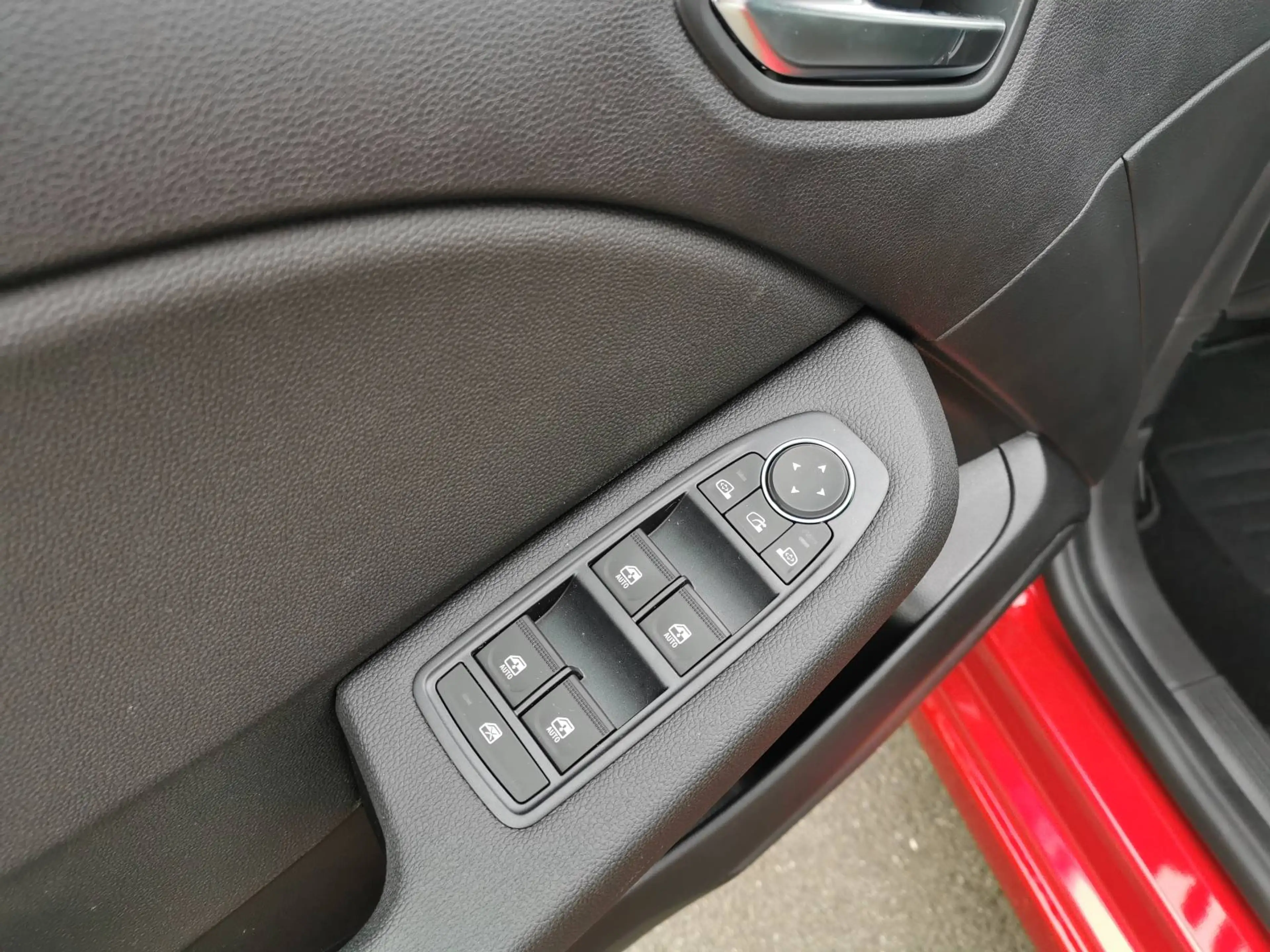 Mitsubishi Colt PLUS 1.6 Hybrid - Garantie bis 05/2030 — photo 7