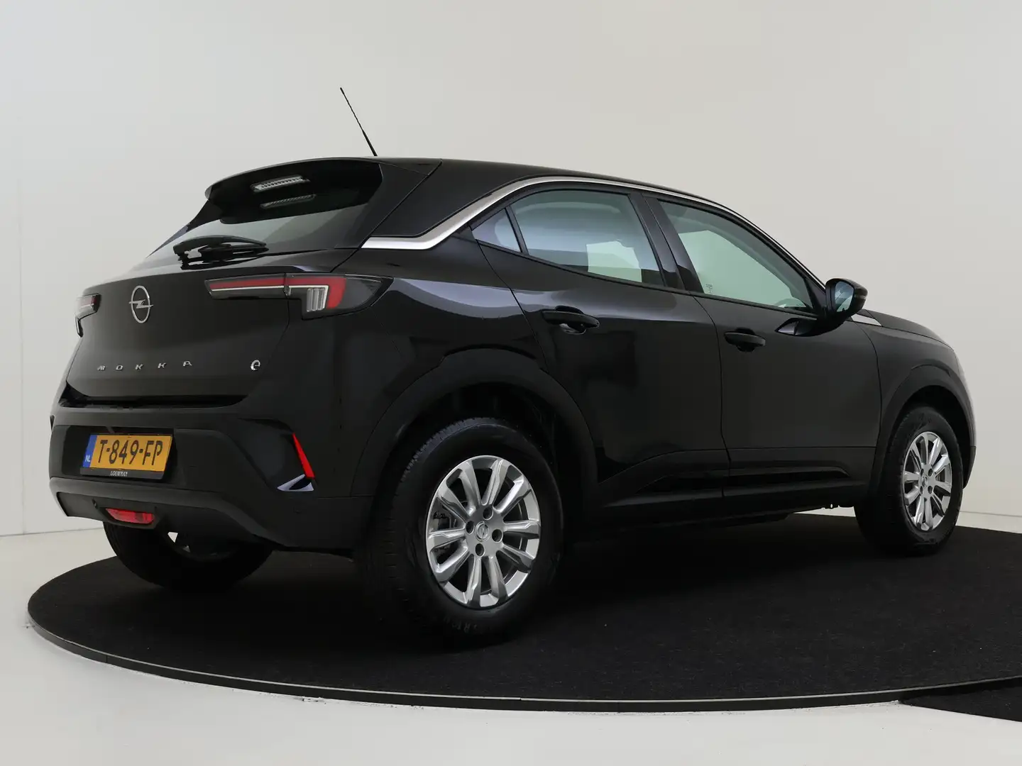 Opel Mokka-E 50 kWh Level 2 | Parkeercamera | Navigatie | Clima Zwart - 2