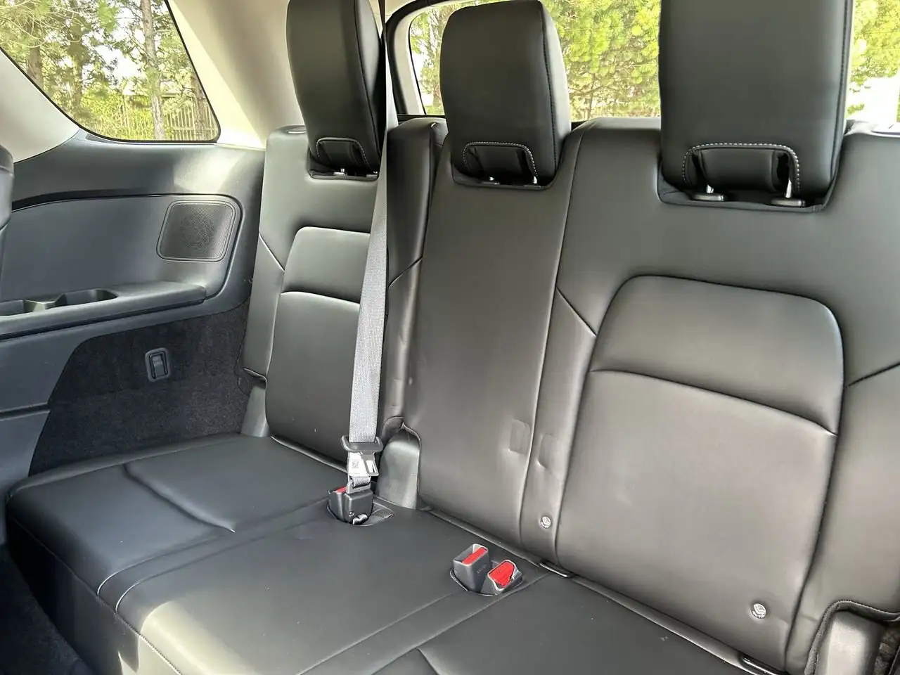 Nissan Pathfinder снимка Nissan Pathfinder