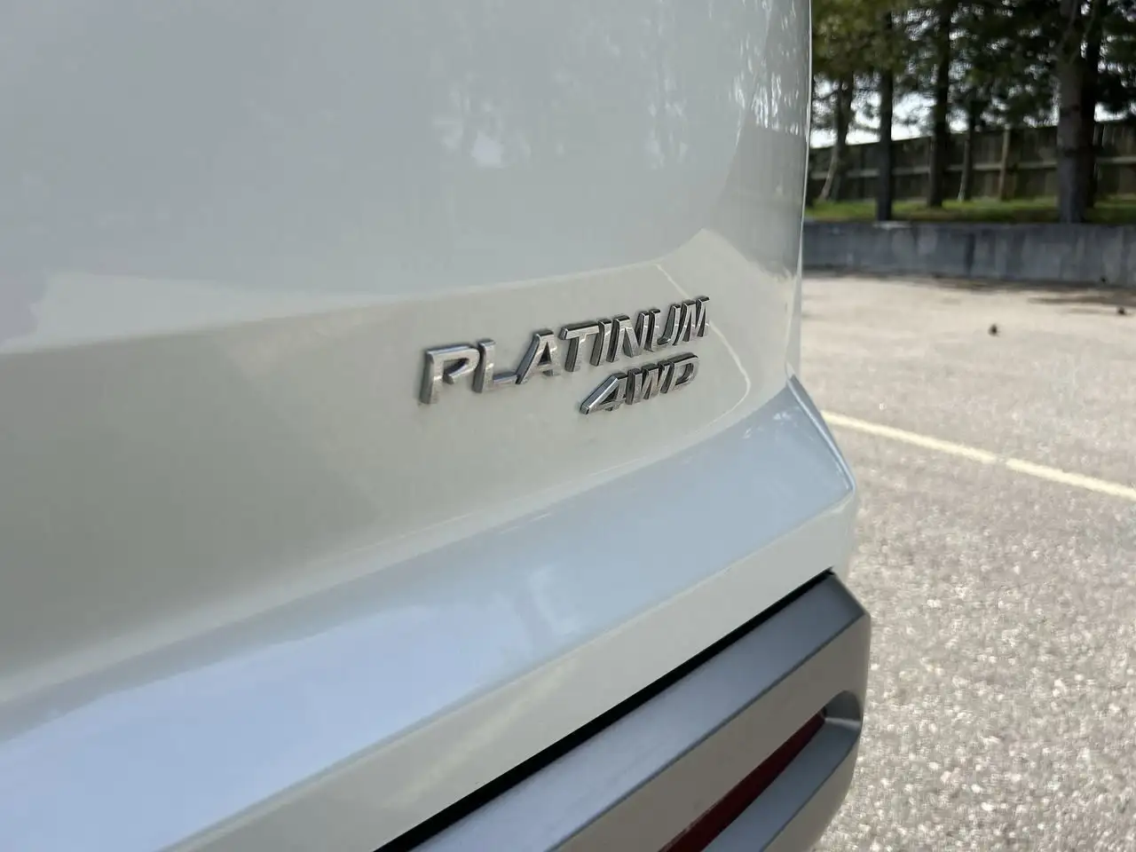 Nissan Pathfinder снимка Nissan Pathfinder