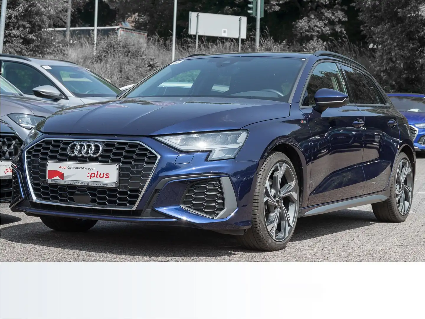 Audi A3 30 TFSI S tronic S LINE LM18 AHK NA Blu/Azzurro - 2
