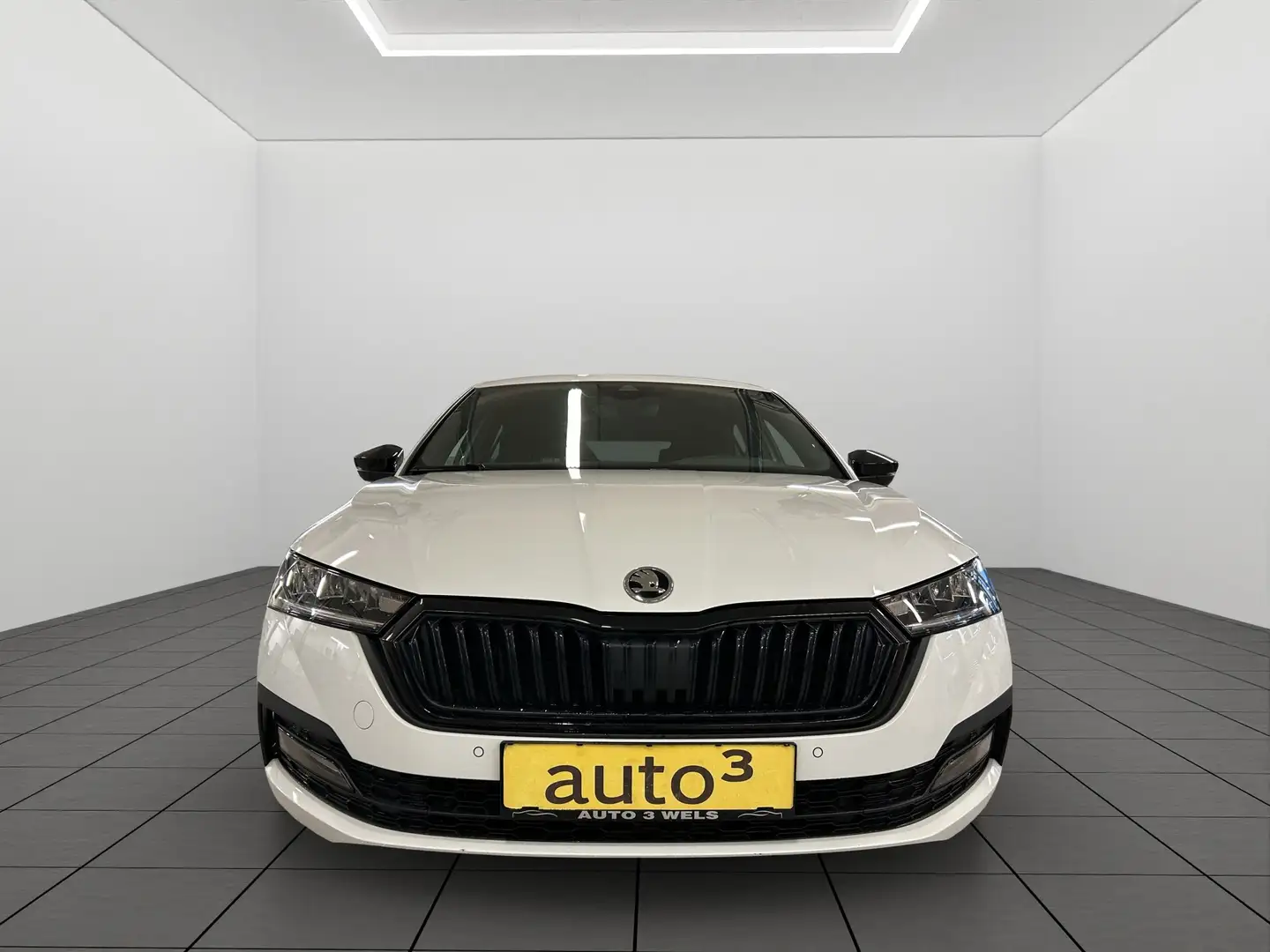 Skoda Octavia Ambition E-Tec Weiß - 2
