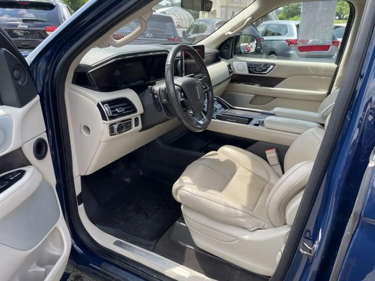 Lincoln Navigator снимка Lincoln Navigator