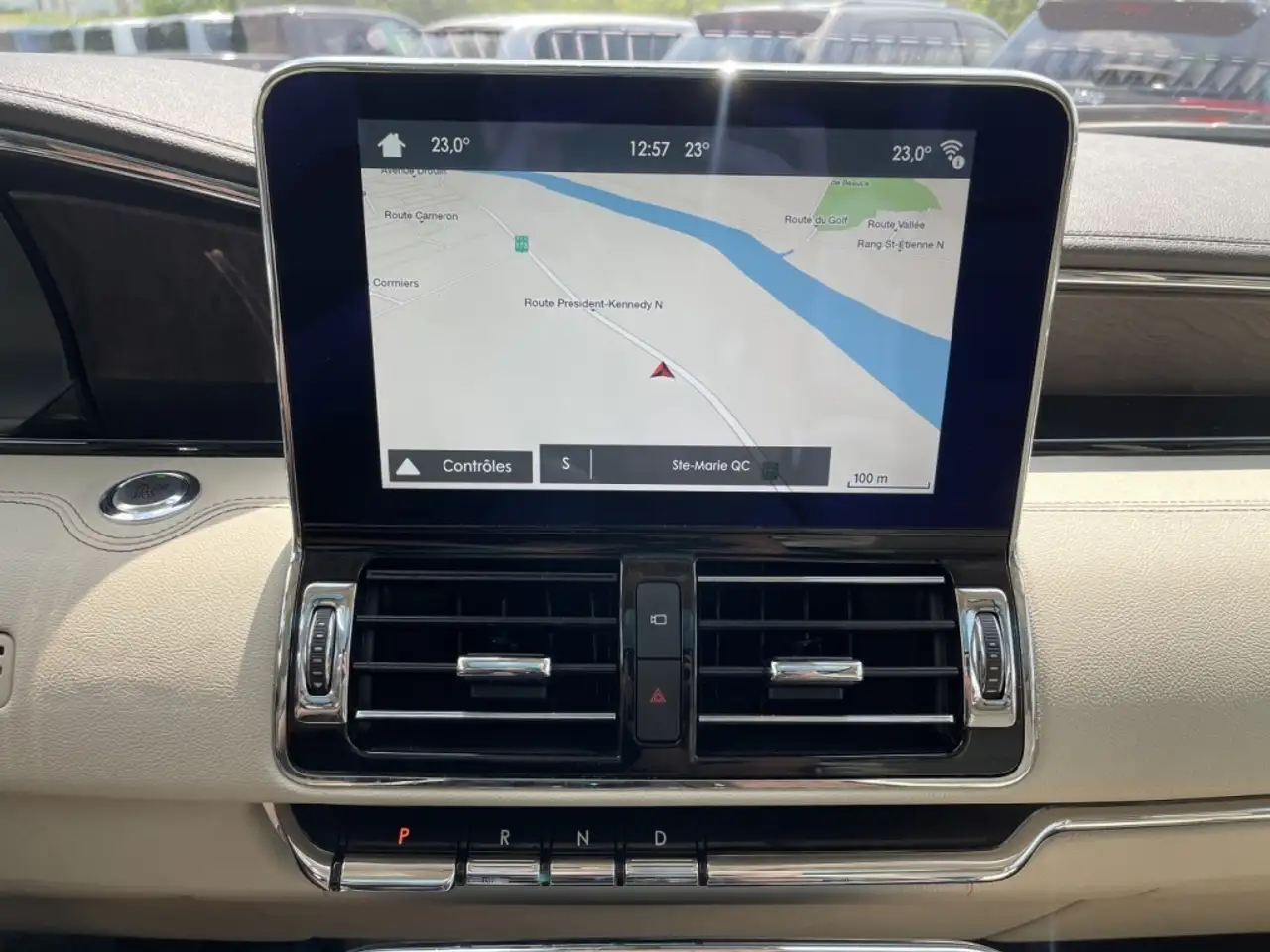 Lincoln Navigator снимка Lincoln Navigator