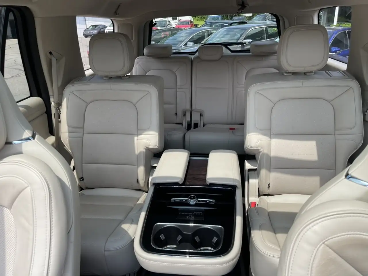 Lincoln Navigator снимка Lincoln Navigator