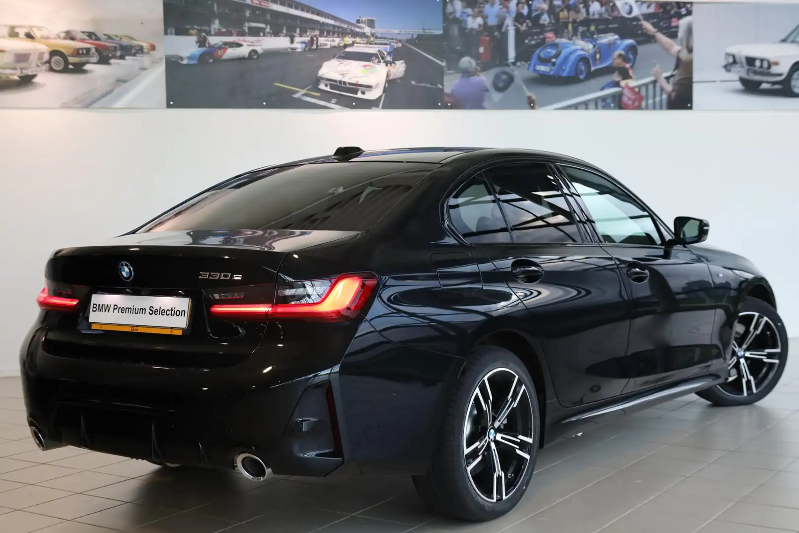 BMW 330 3 Serie 330e Sedan | M Sportpakket | Comfort Pack Noir - 2