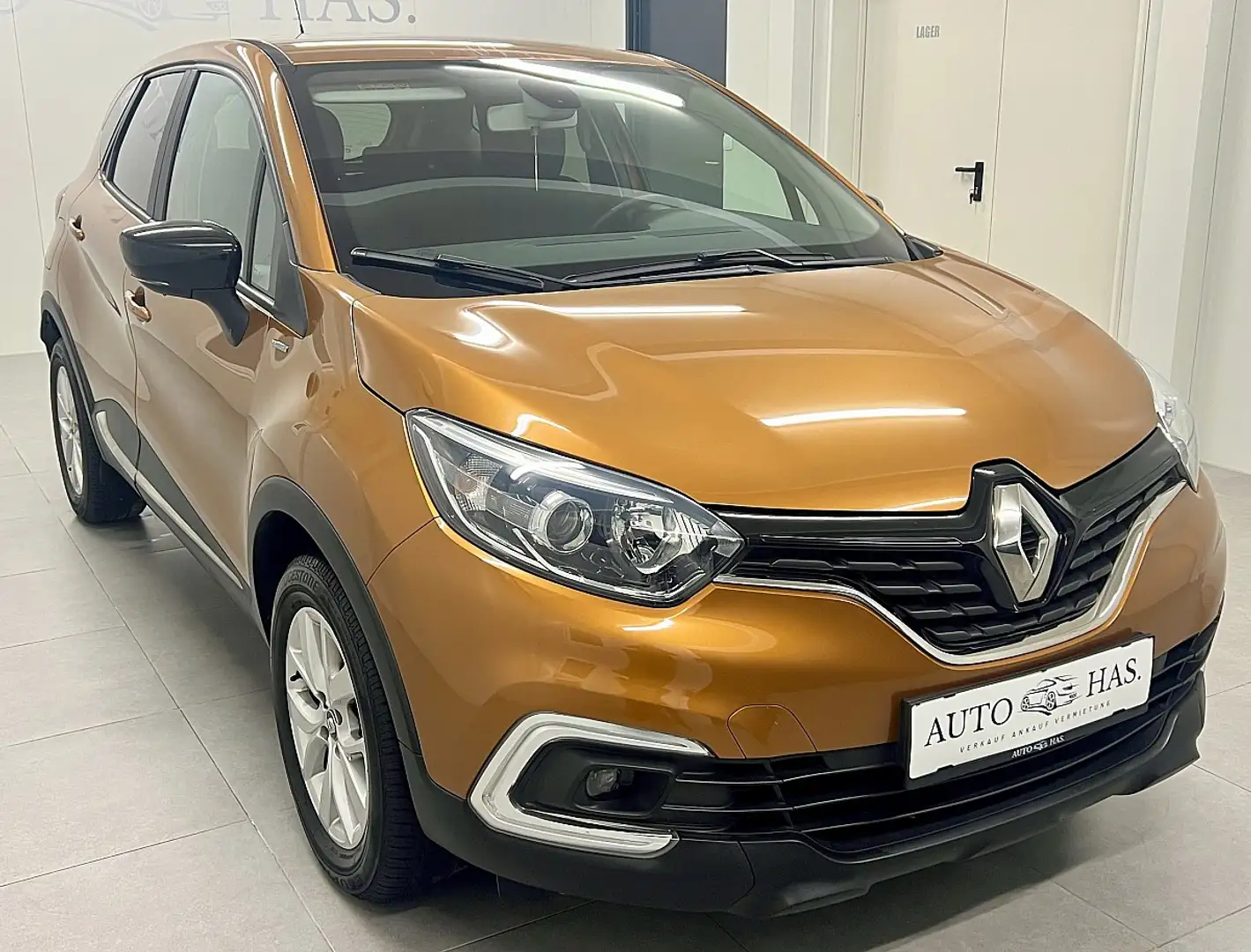 Renault Captur ENERGY TCe 90 Limited*Parksenoren*Winterreifen*... Orange - 1