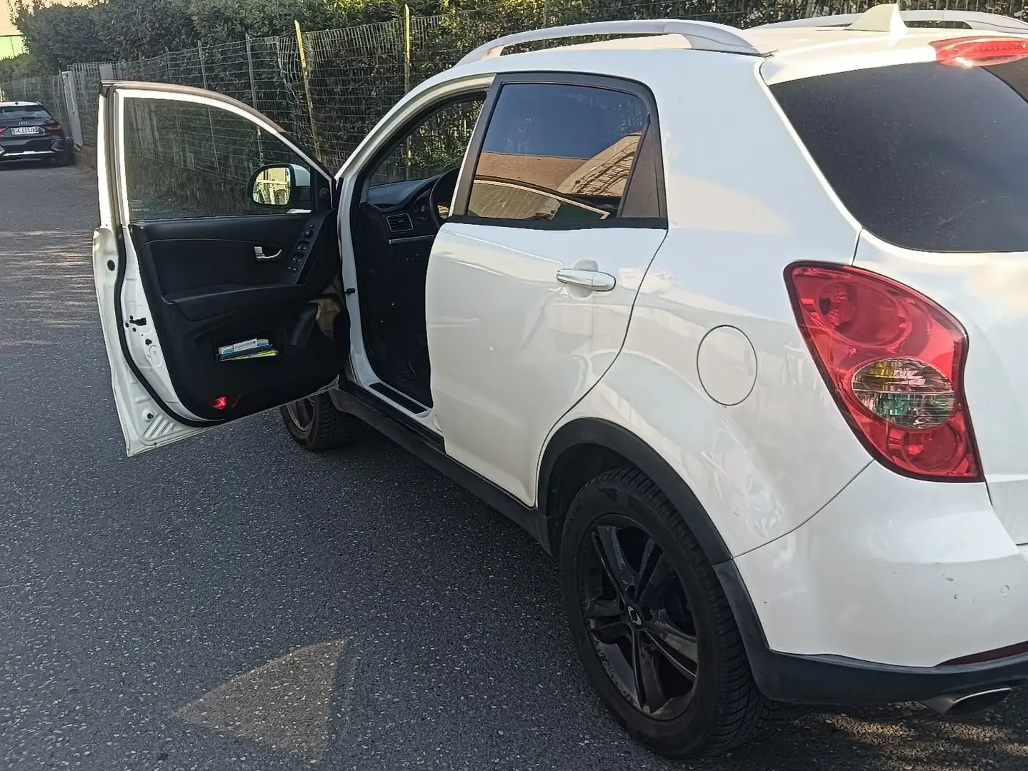 SsangYong Korando 2.0 e-xdi Classy 2wd - 2