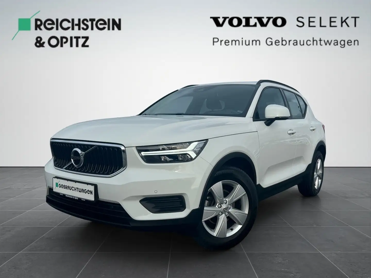 Volvo XC40 T3 Geartronic 2WD Momentum Core Weiß - 1