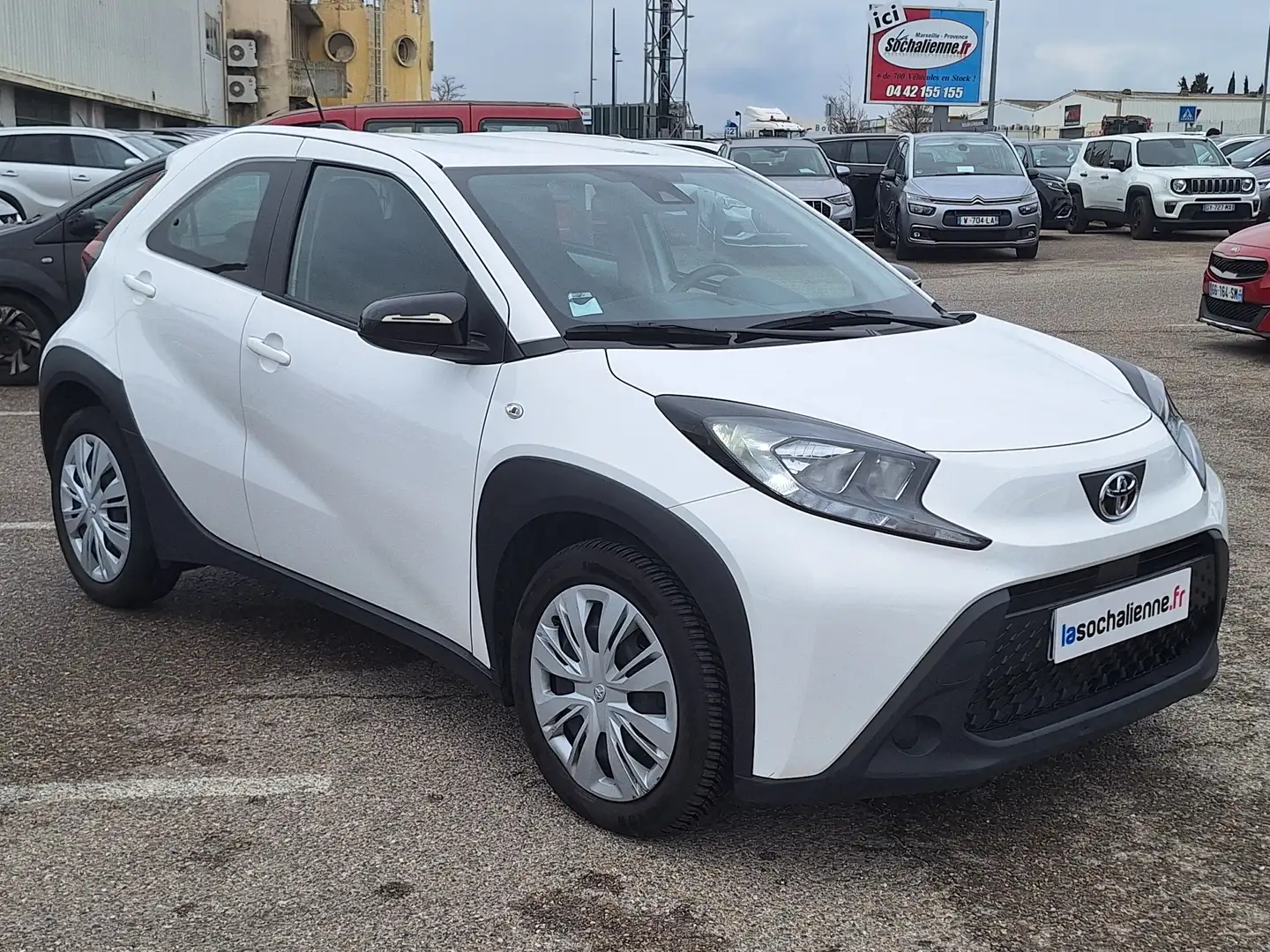 Toyota Aygo X 1.0 VVT-i 72 Dynamic Bílá - 2