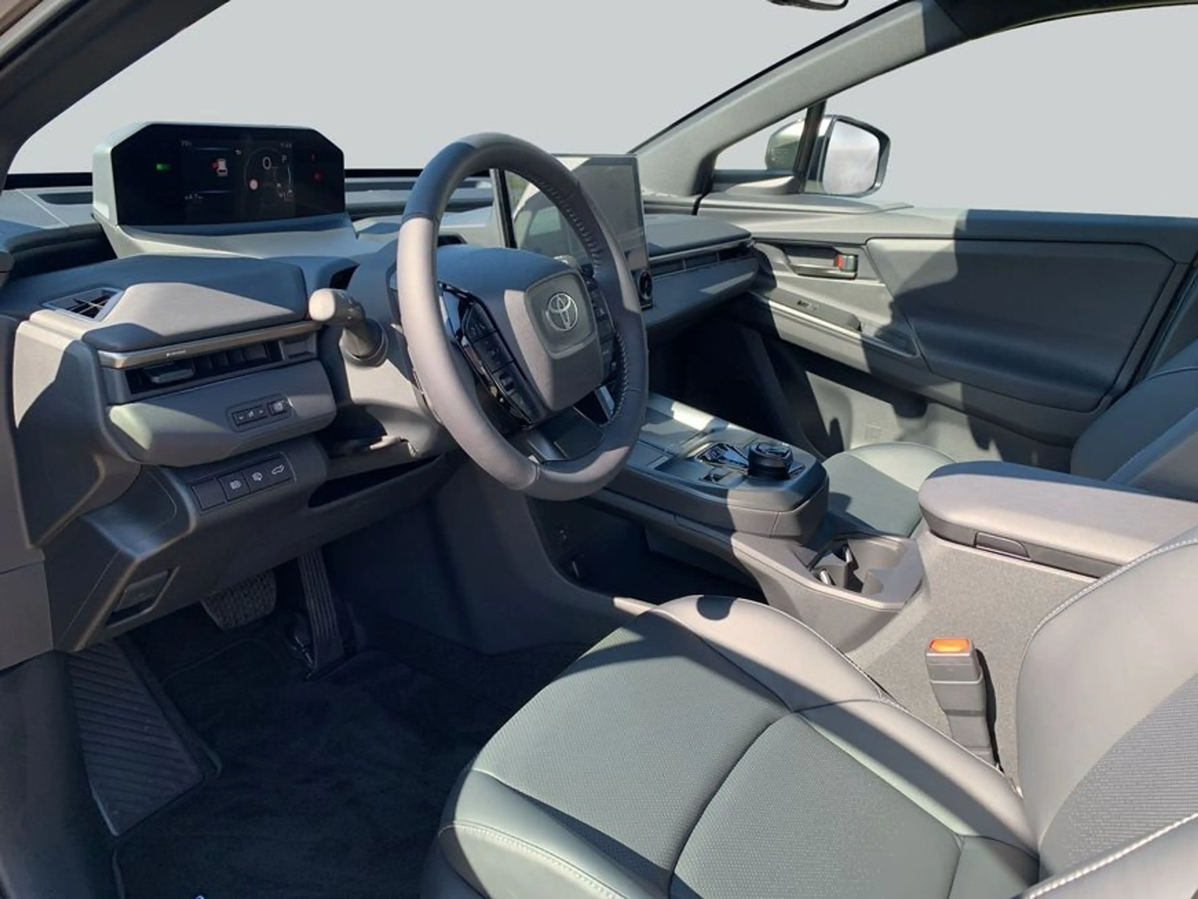 Toyota bZ4X AWD Touring Lounge 280 kW, 5-türig (Strom) — photo 10