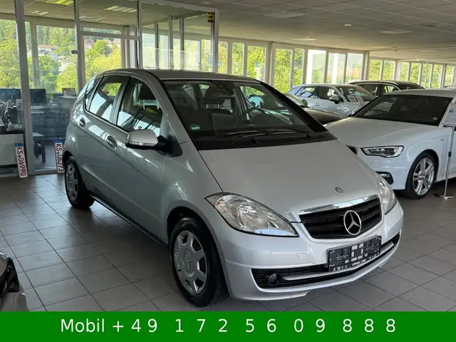 Mercedes-Benz A view 3