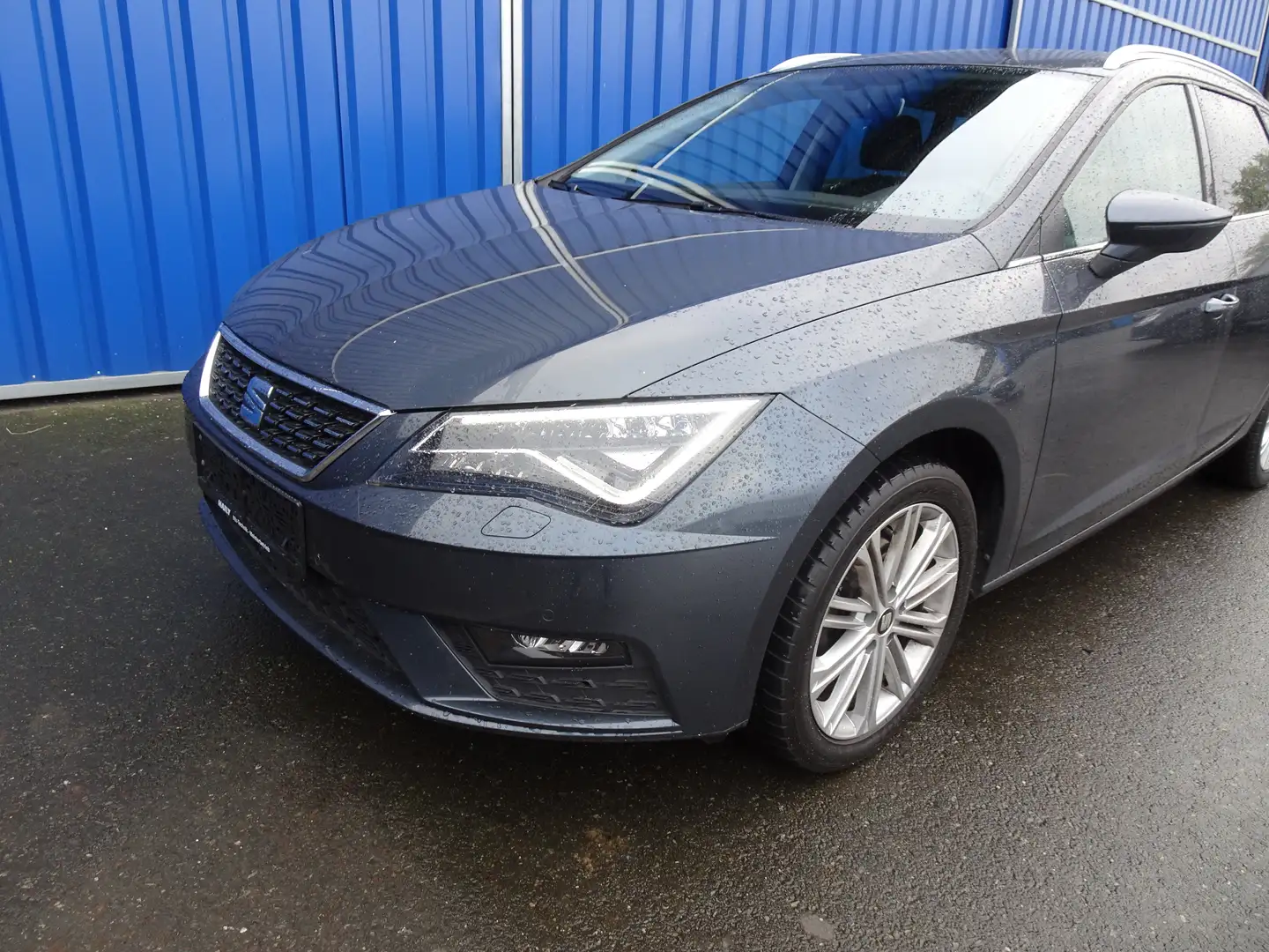 SEAT Leon Xcellence 1,6 TDI Gris - 1