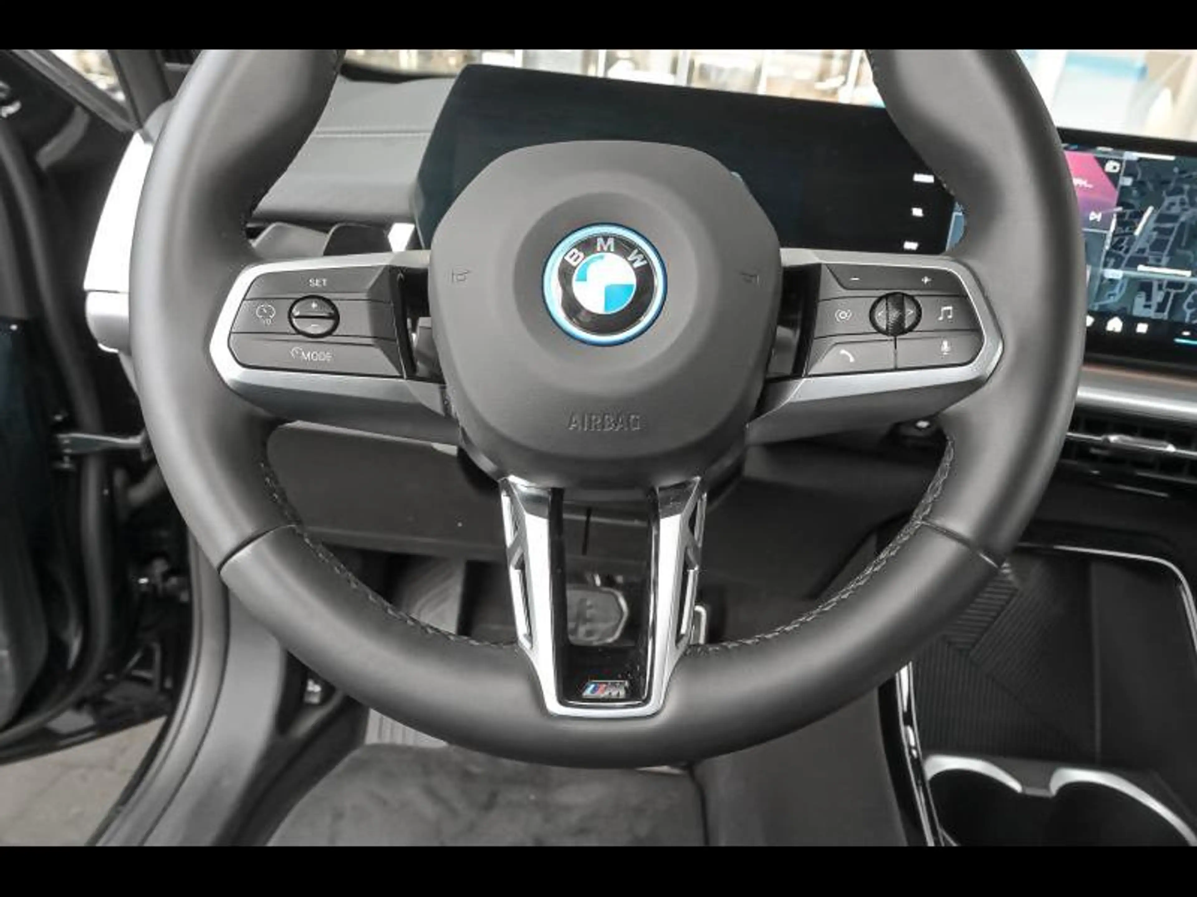 BMW iX2 M Sportpakket — photo 9
