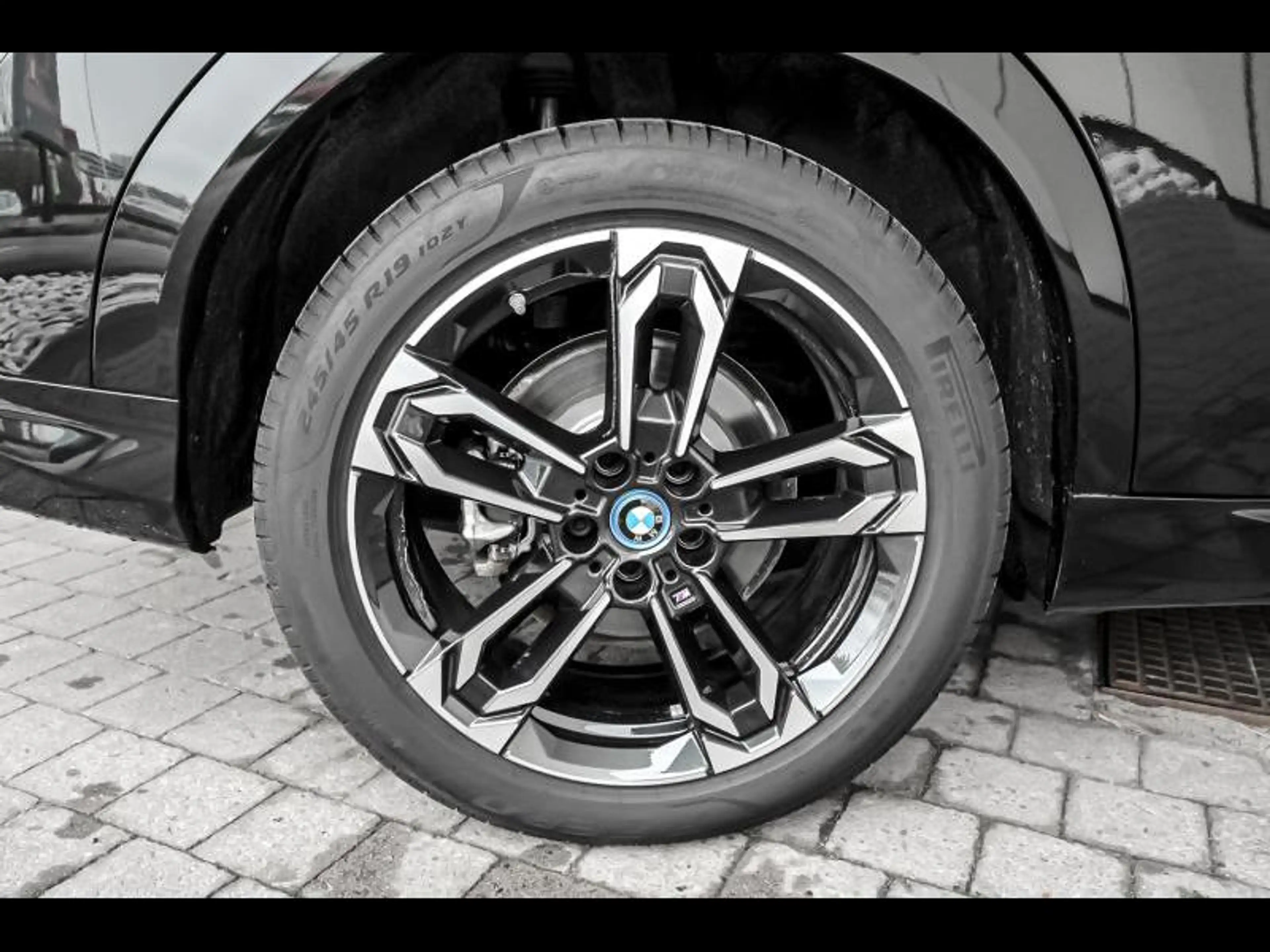 BMW iX2 M Sportpakket — photo 8