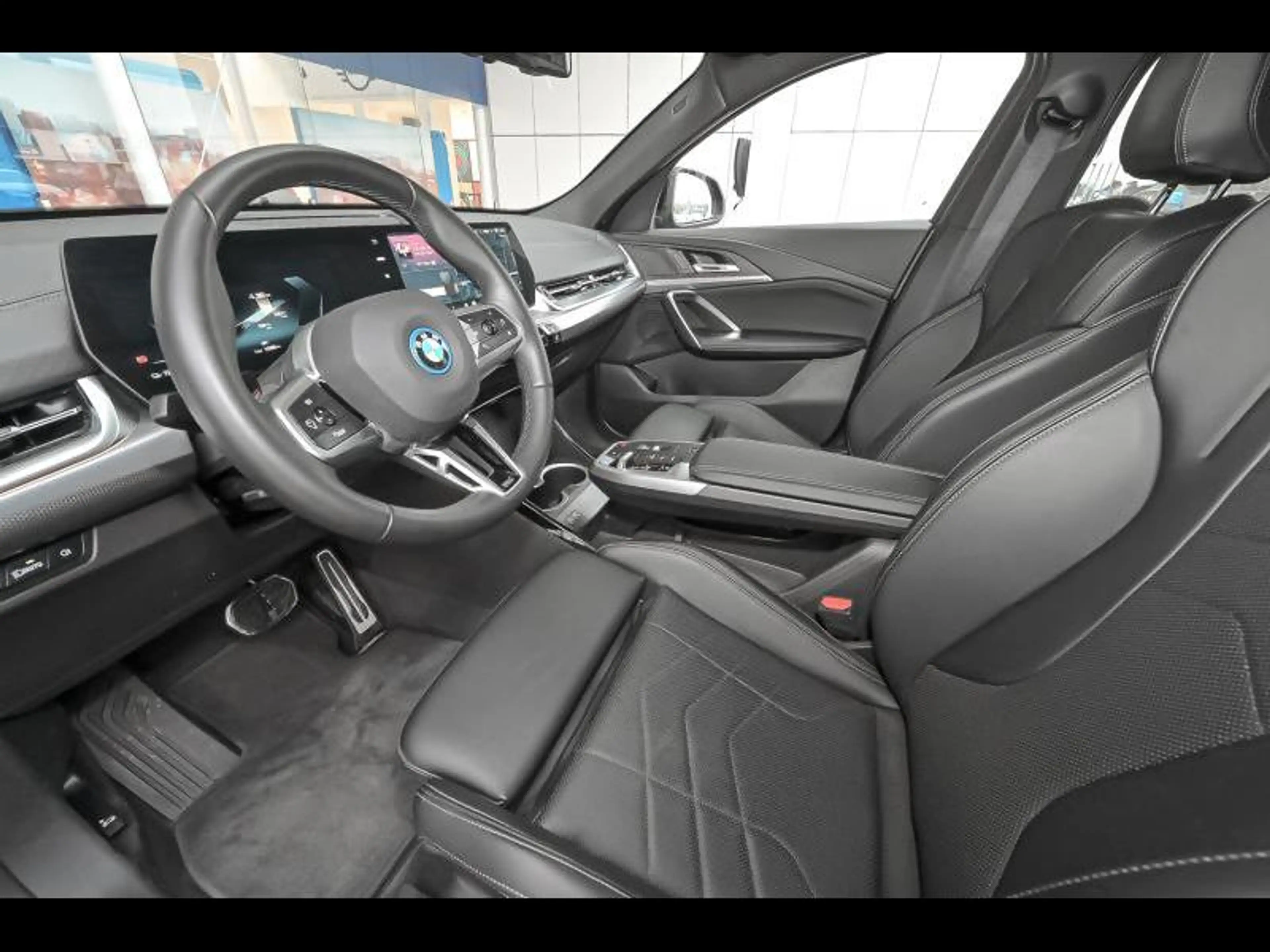 BMW iX2 M Sportpakket — photo 6