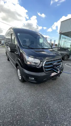 Ford E-Transit Trend