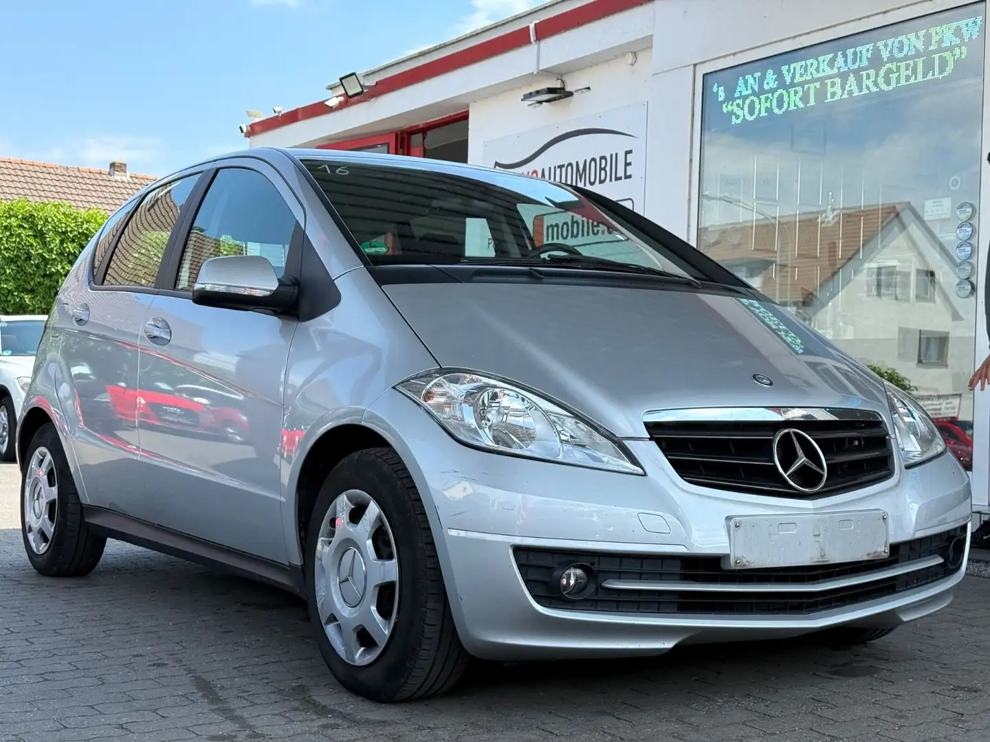 Mercedes-Benz A 160 /AUT./KLIMA/SHZ/ Silber - 1