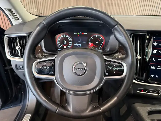Volvo V90 view 12