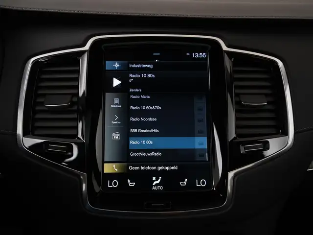 Volvo XC90 view 14