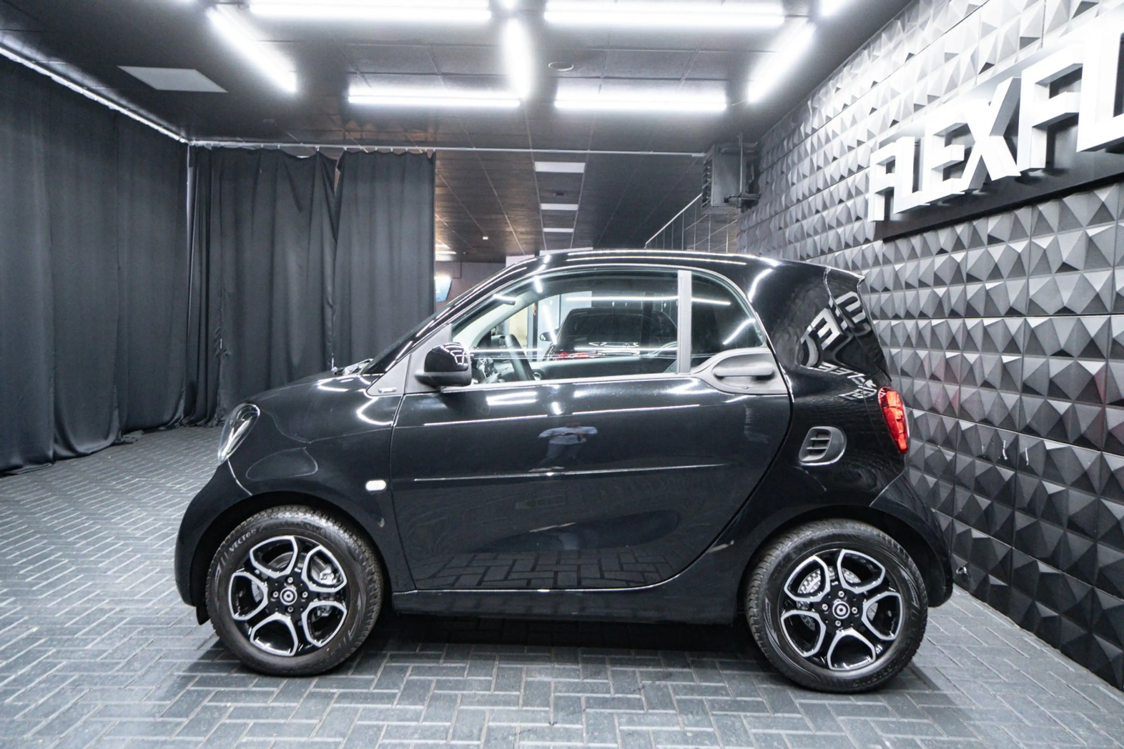 smart forTwo turbo Coupe Leder Pano LED  prime — photo 6