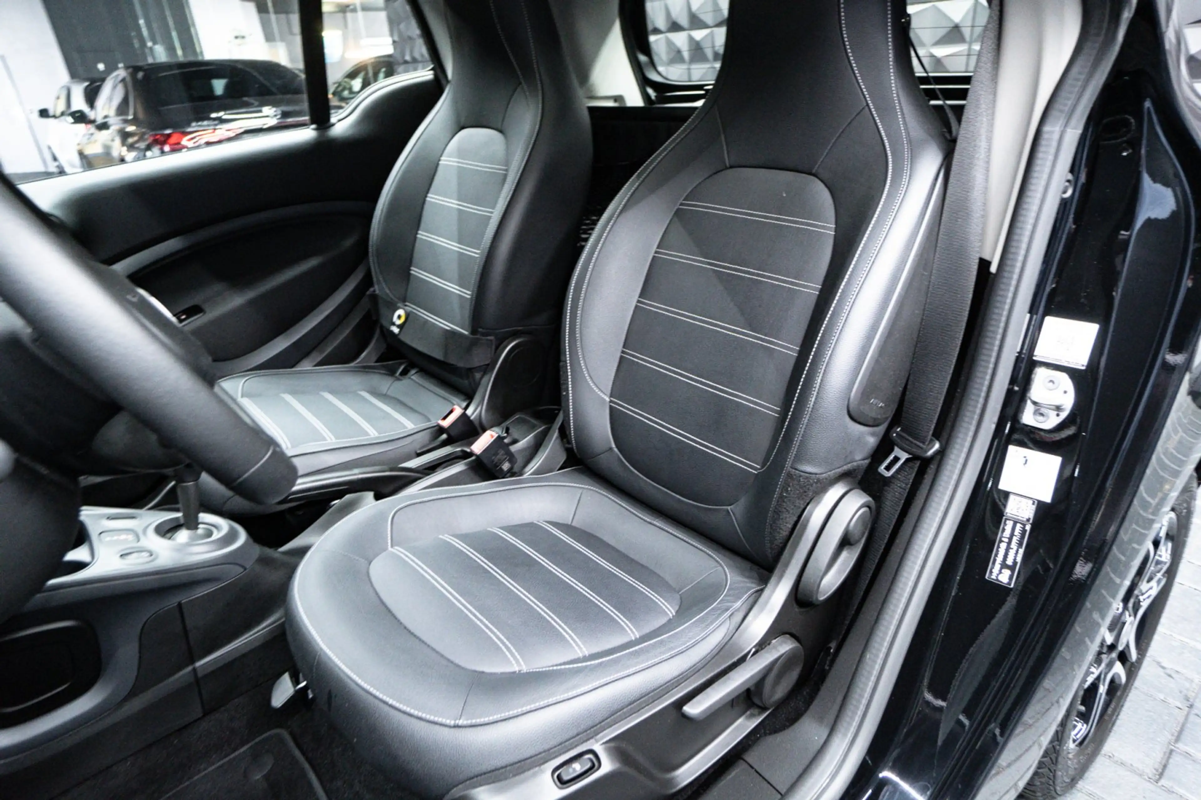 smart forTwo turbo Coupe Leder Pano LED  prime — photo 12