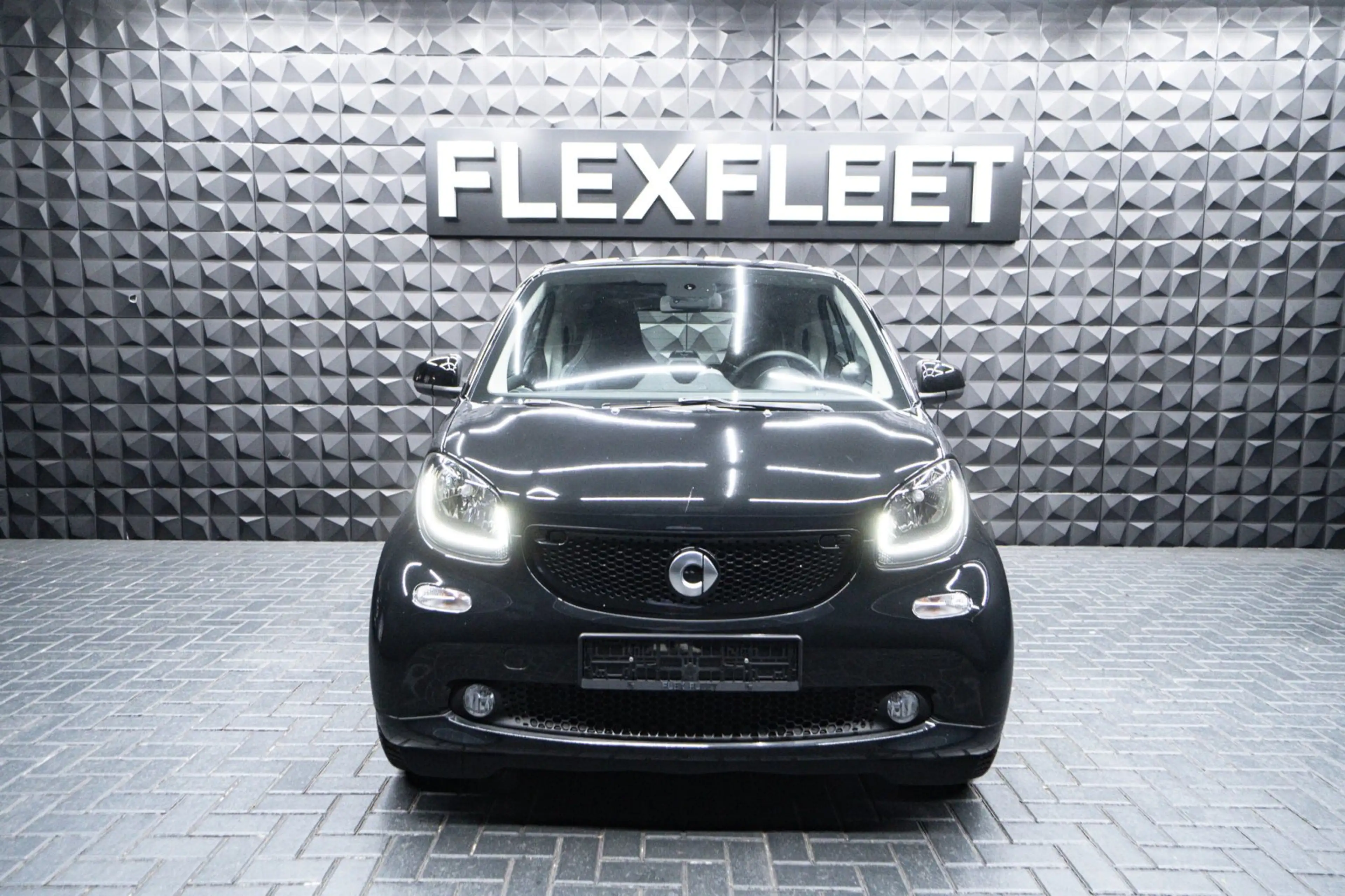 smart forTwo turbo Coupe Leder Pano LED  prime — photo 3