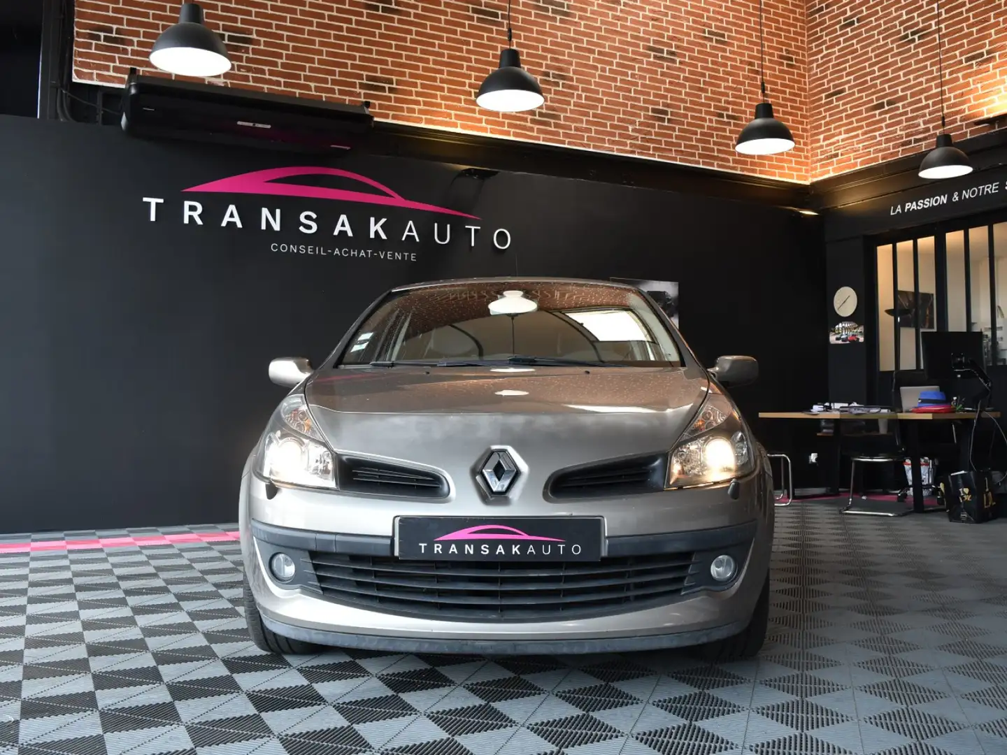 Renault Clio Exception 2 Beige - 2
