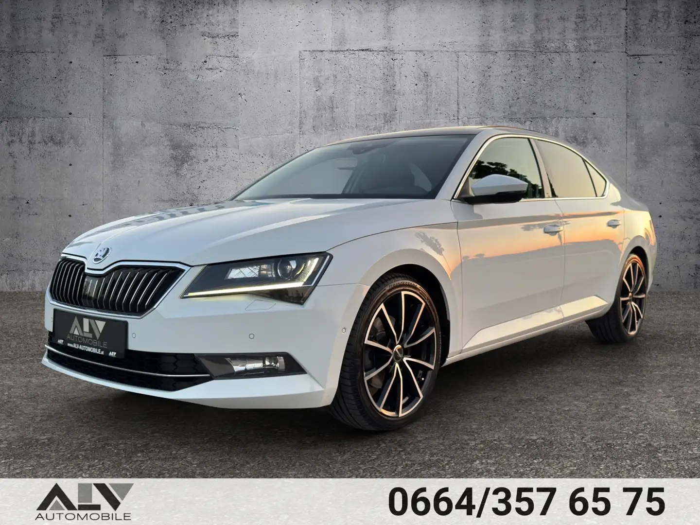 Skoda Superb Style 2,0 TDI Limousine Pano|LED|DSG Automatik Білий - 2