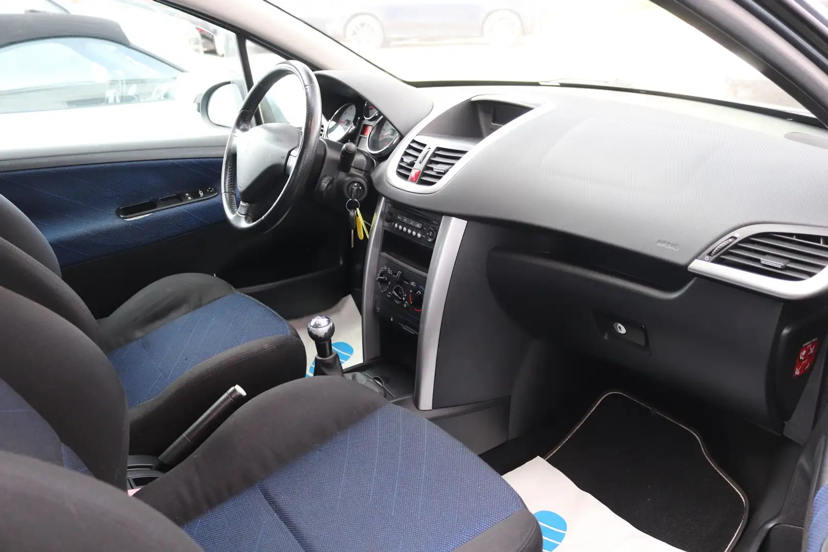 Peugeot 207 Sport 1.6 2.HAND*Klima*ZahnriemenNEU*109Ps Grigio - 2