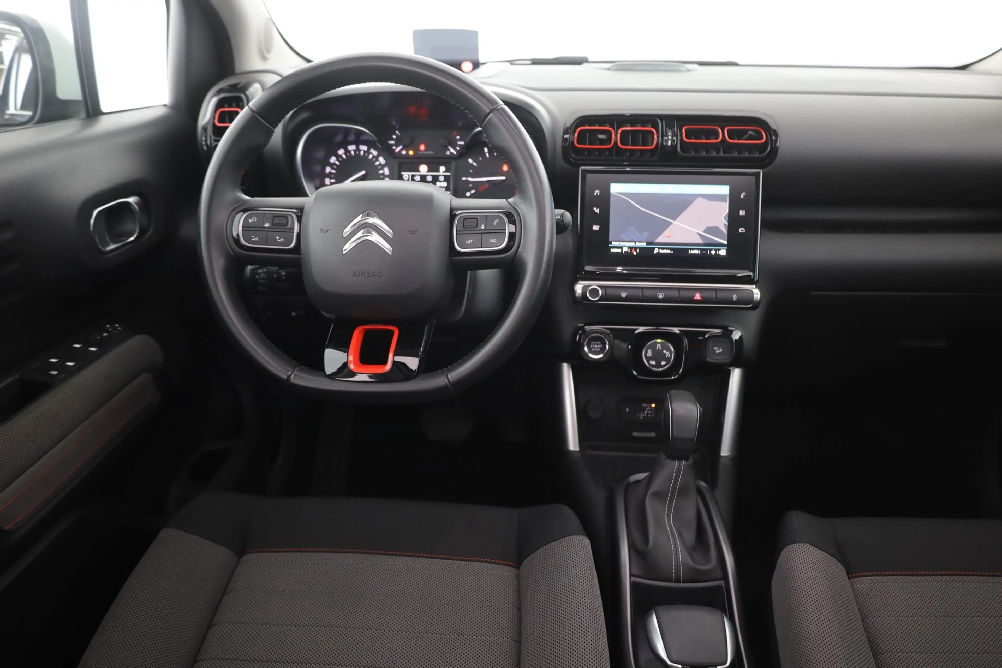 Citroen C3 Aircross 1.2 PureTech Aut. Head-Up Panorama — photo 10