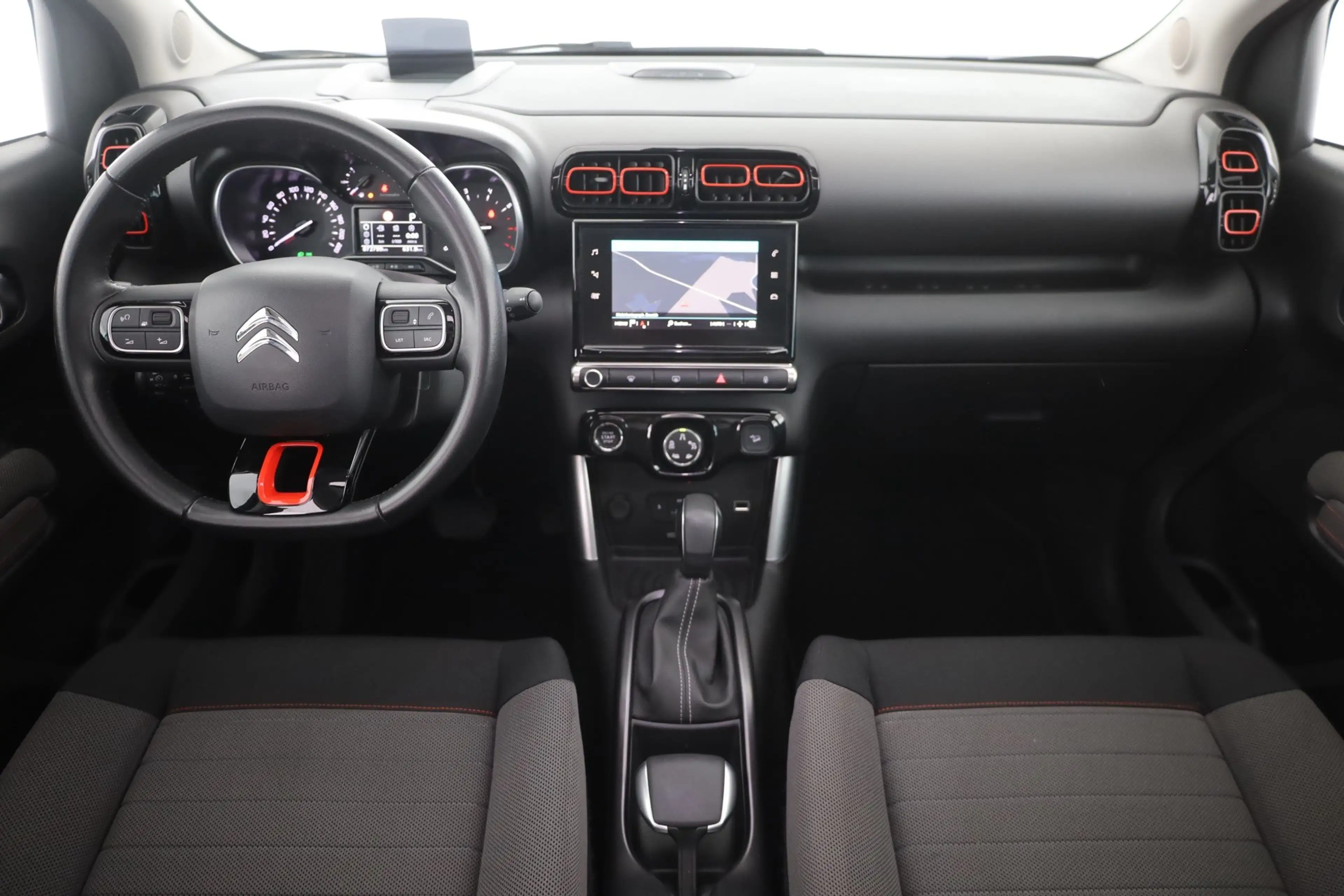 Citroen C3 Aircross 1.2 PureTech Aut. Head-Up Panorama — photo 9