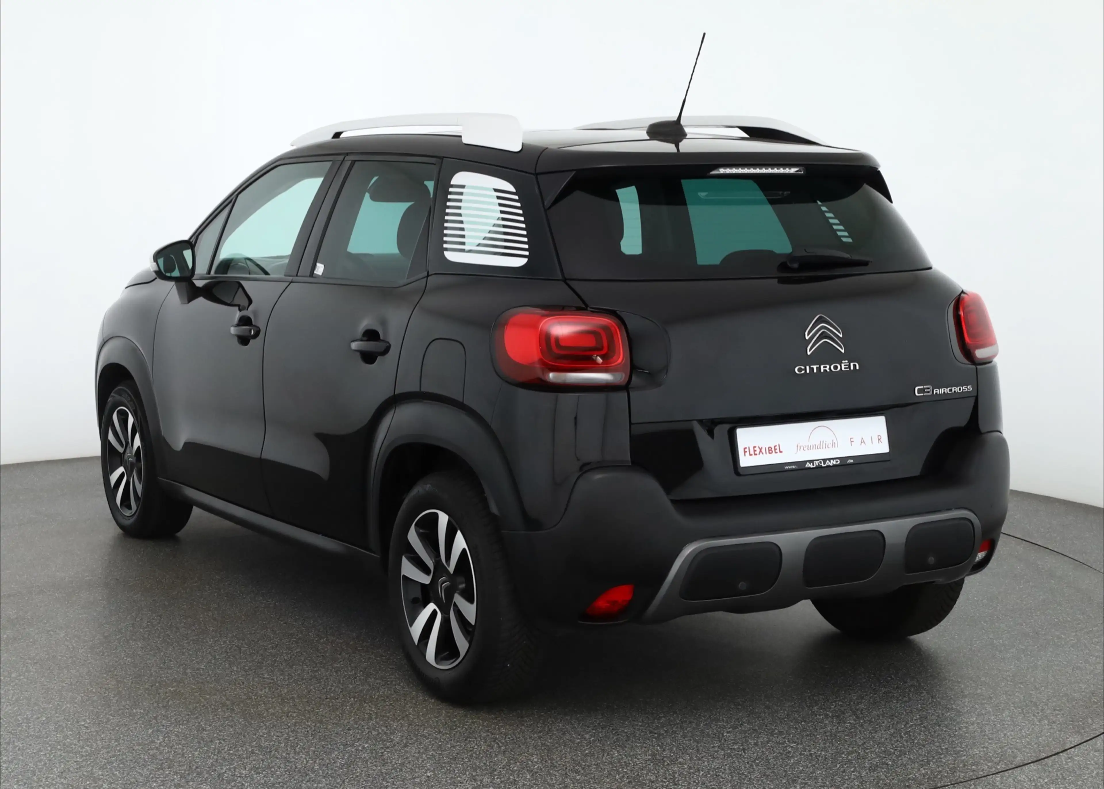 Citroen C3 Aircross 1.2 PureTech Aut. Head-Up Panorama — photo 3