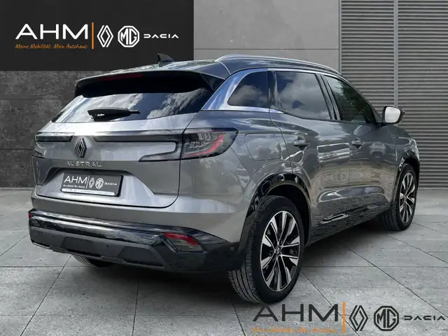 Renault Austral view 2