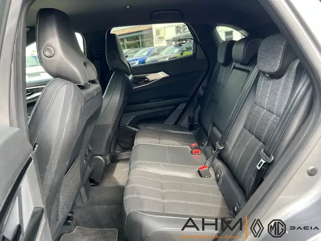 Renault Austral view 12