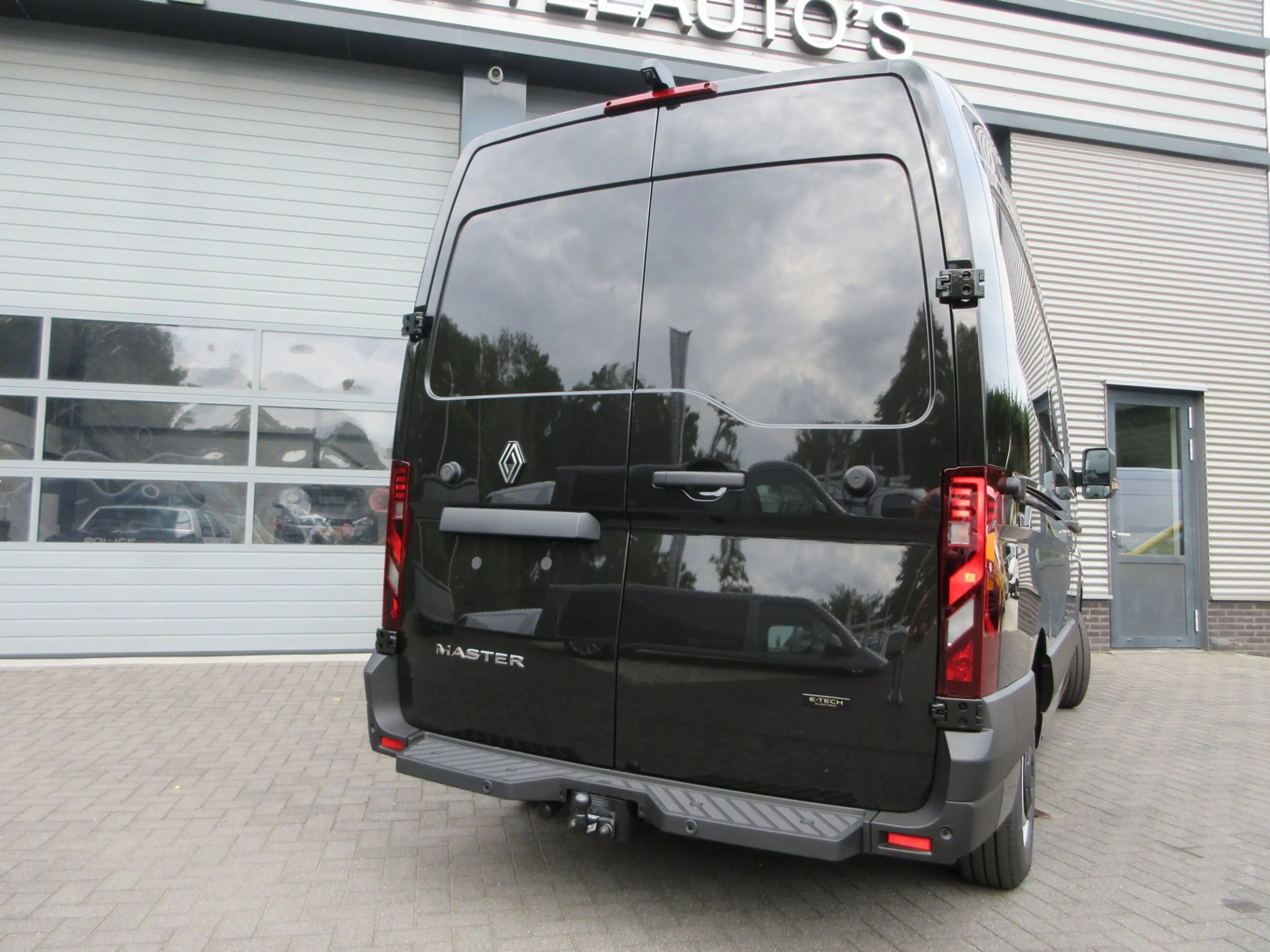 Renault Master E-Tech Renault Master E-Tech T35 L2H2 Advance Long — photo 6