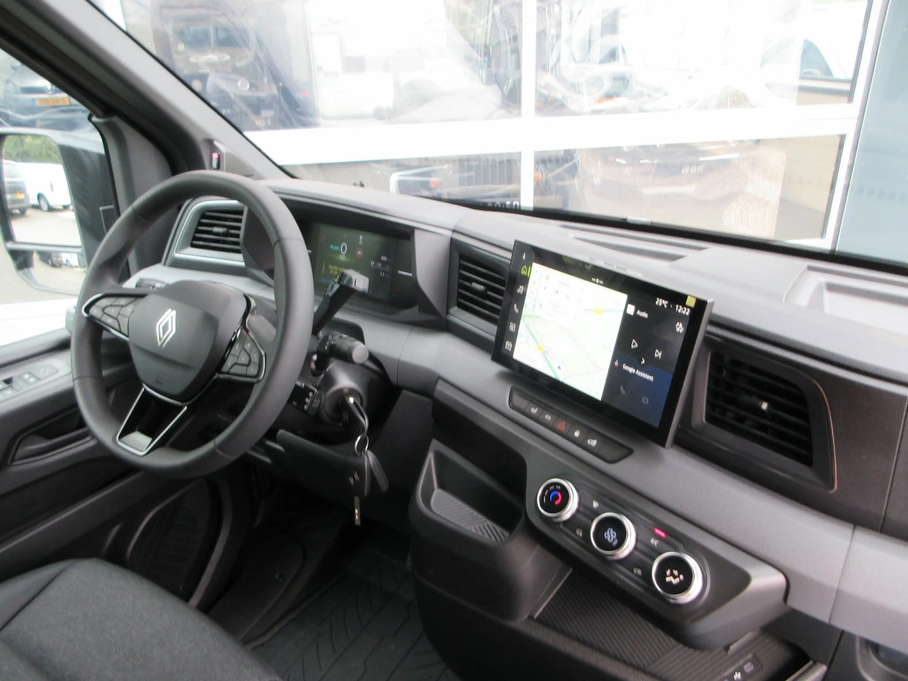 Renault Master E-Tech Renault Master E-Tech T35 L2H2 Advance Long — photo 11