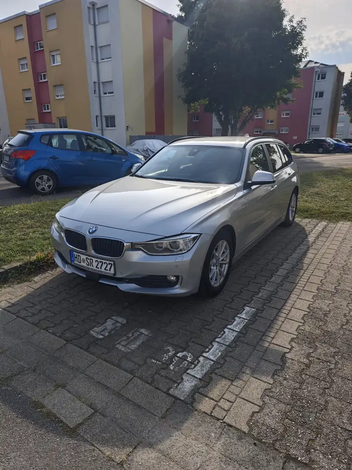 BMW 320