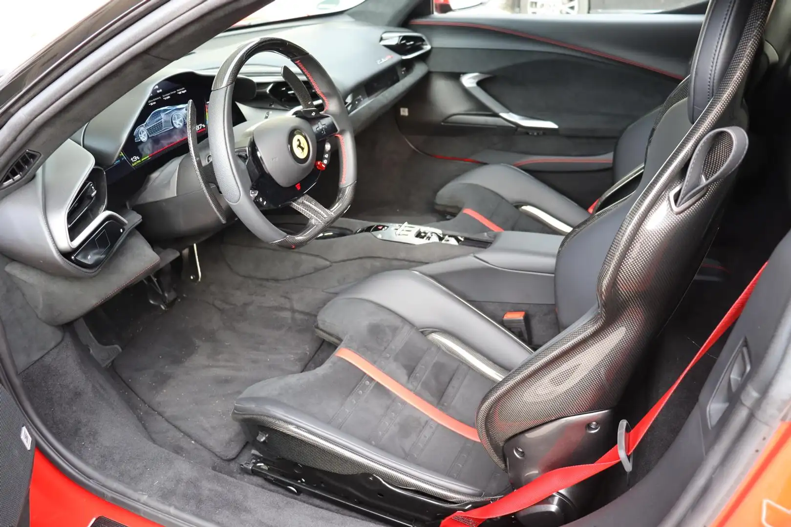 Ferrari 296 Lift//Racingseat/UPE 369.000.- Rot - 2