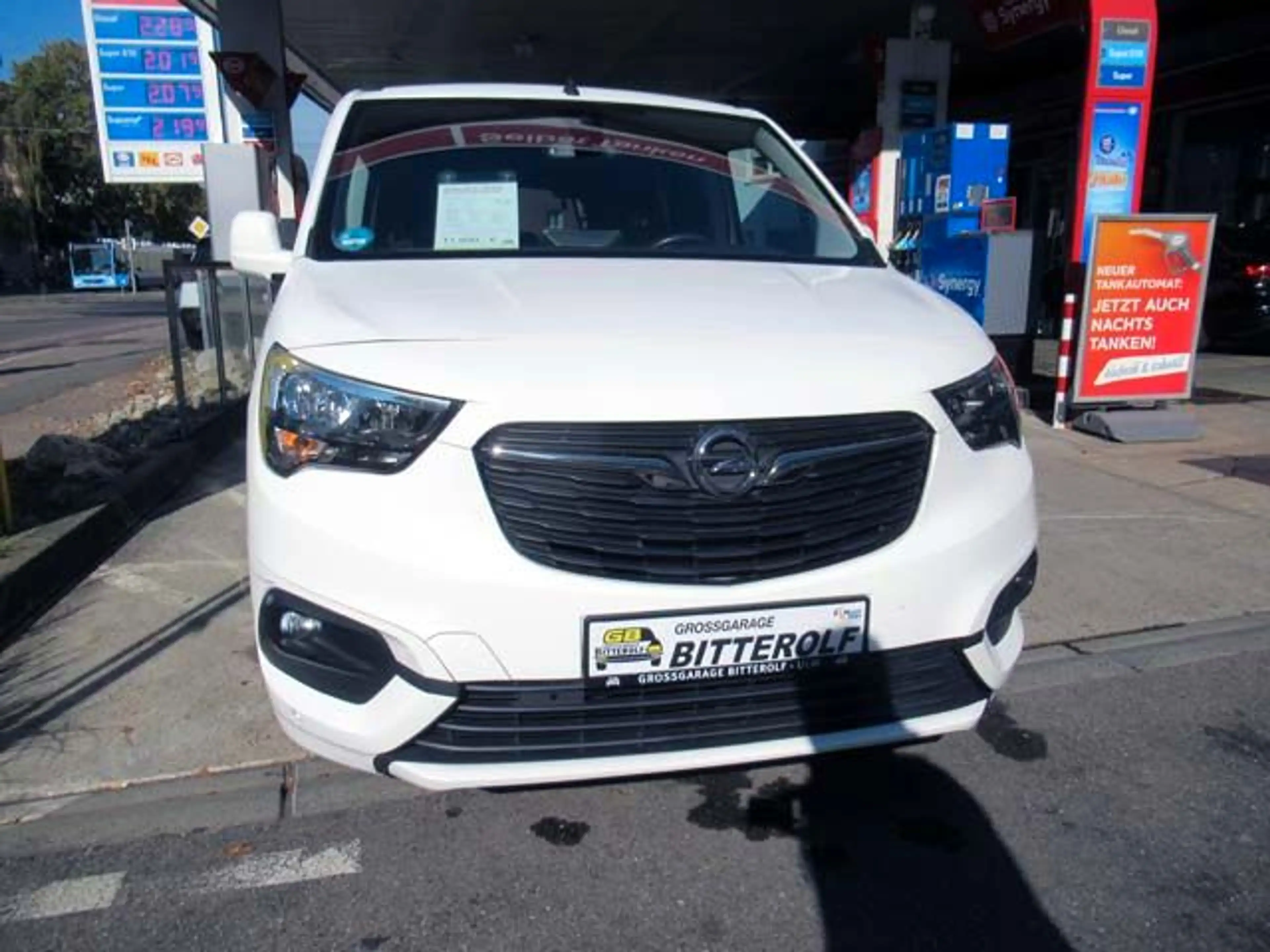 Opel Combo Life Edition 1.5D Navi/AHK/SHZ/RFK/PDC — photo 11