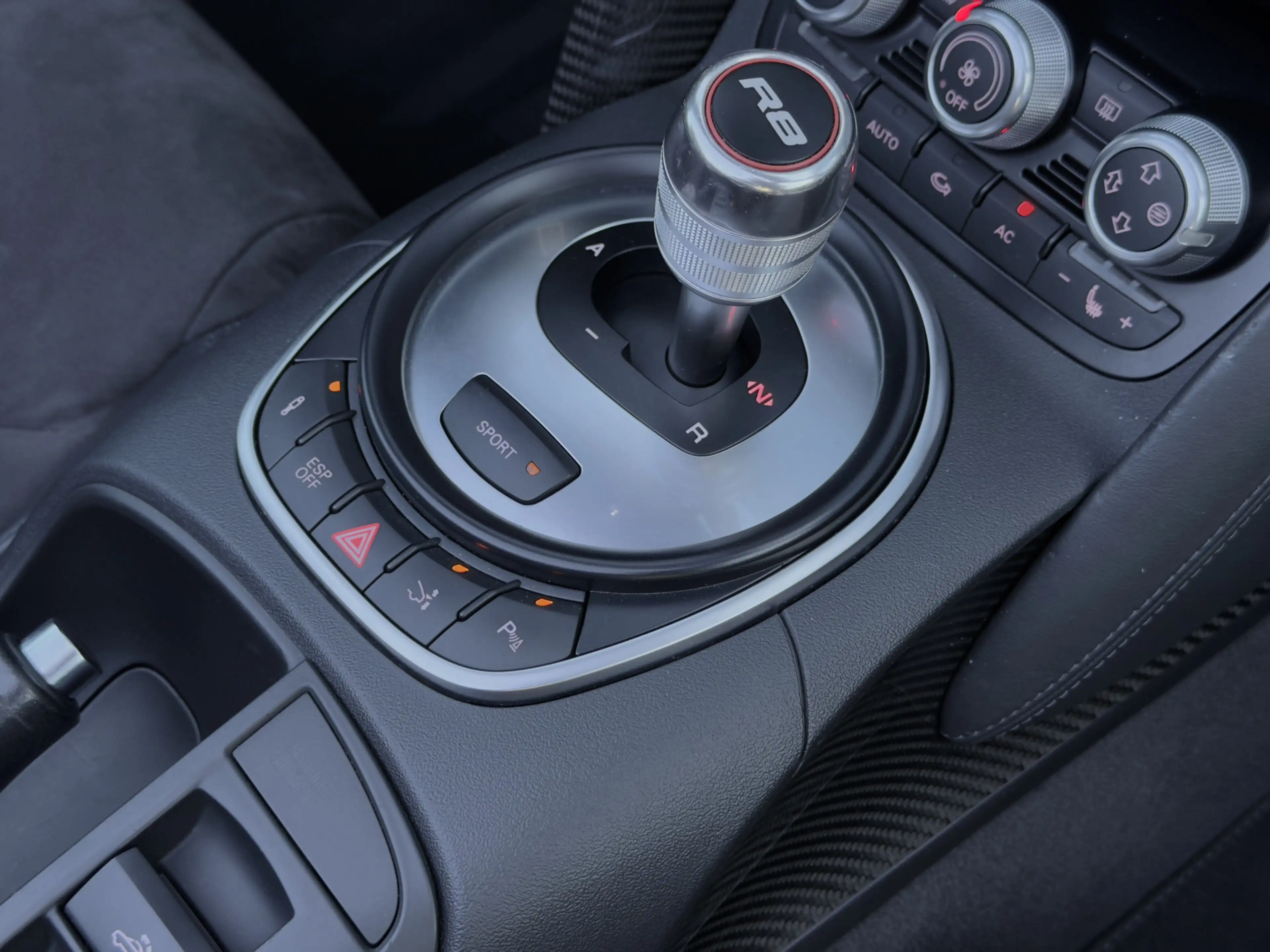 Audi R8 Spyder 5.2 V10 FSI, Carbon, Magnetic Ride, Bang & — photo 5