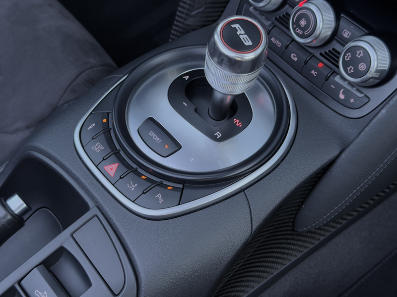 Audi R8 Spyder 5.2 V10 FSI, Carbon, Magnetic Ride, Bang & — photo 5