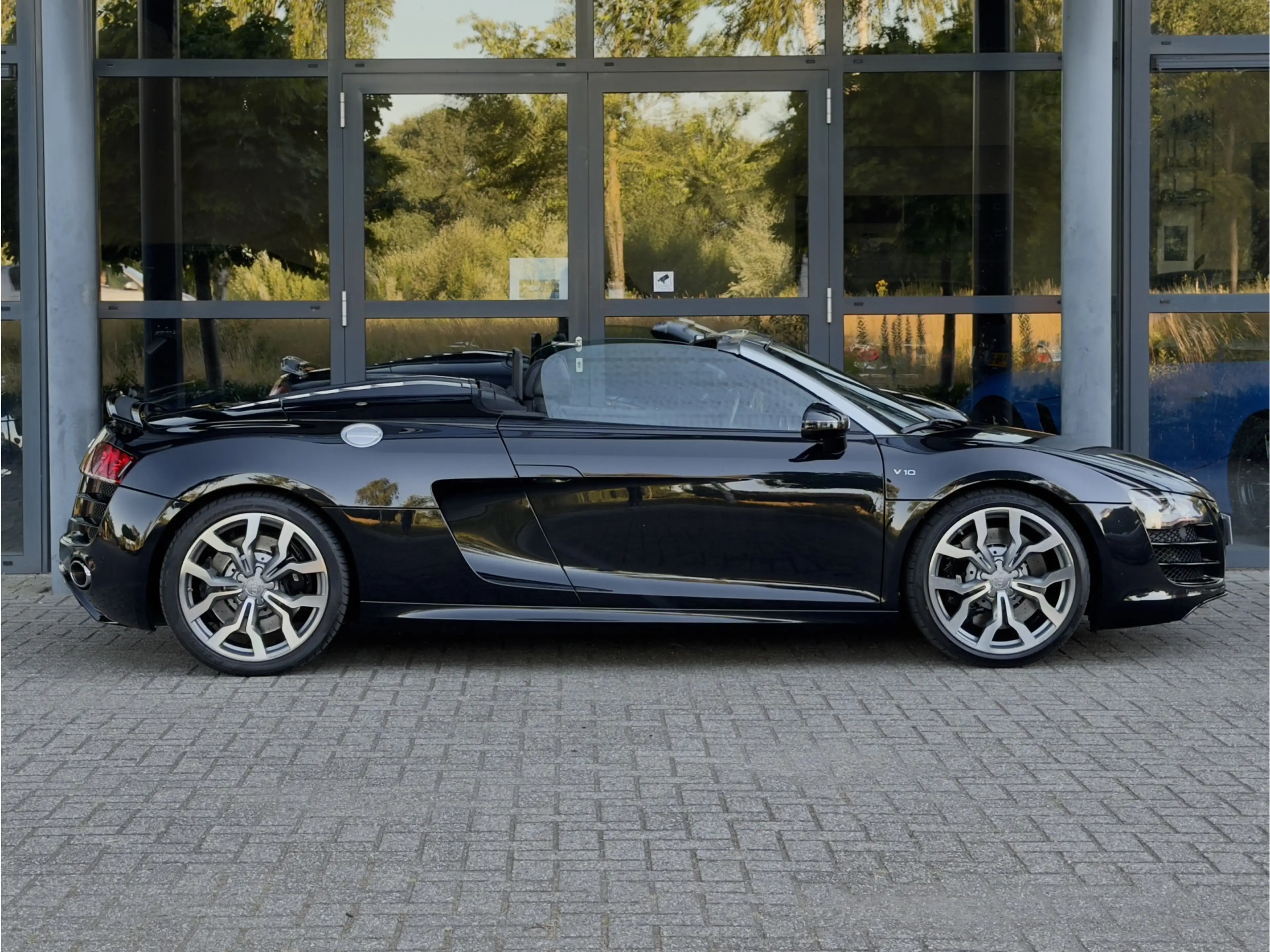 Audi R8 Spyder 5.2 V10 FSI, Carbon, Magnetic Ride, Bang & — photo 15