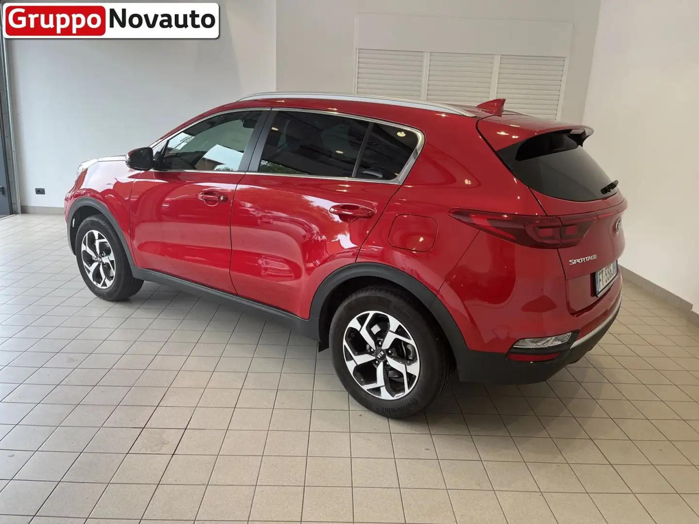 Kia Sportage 1.6 GDI 2WD Business Class Rosso - 2