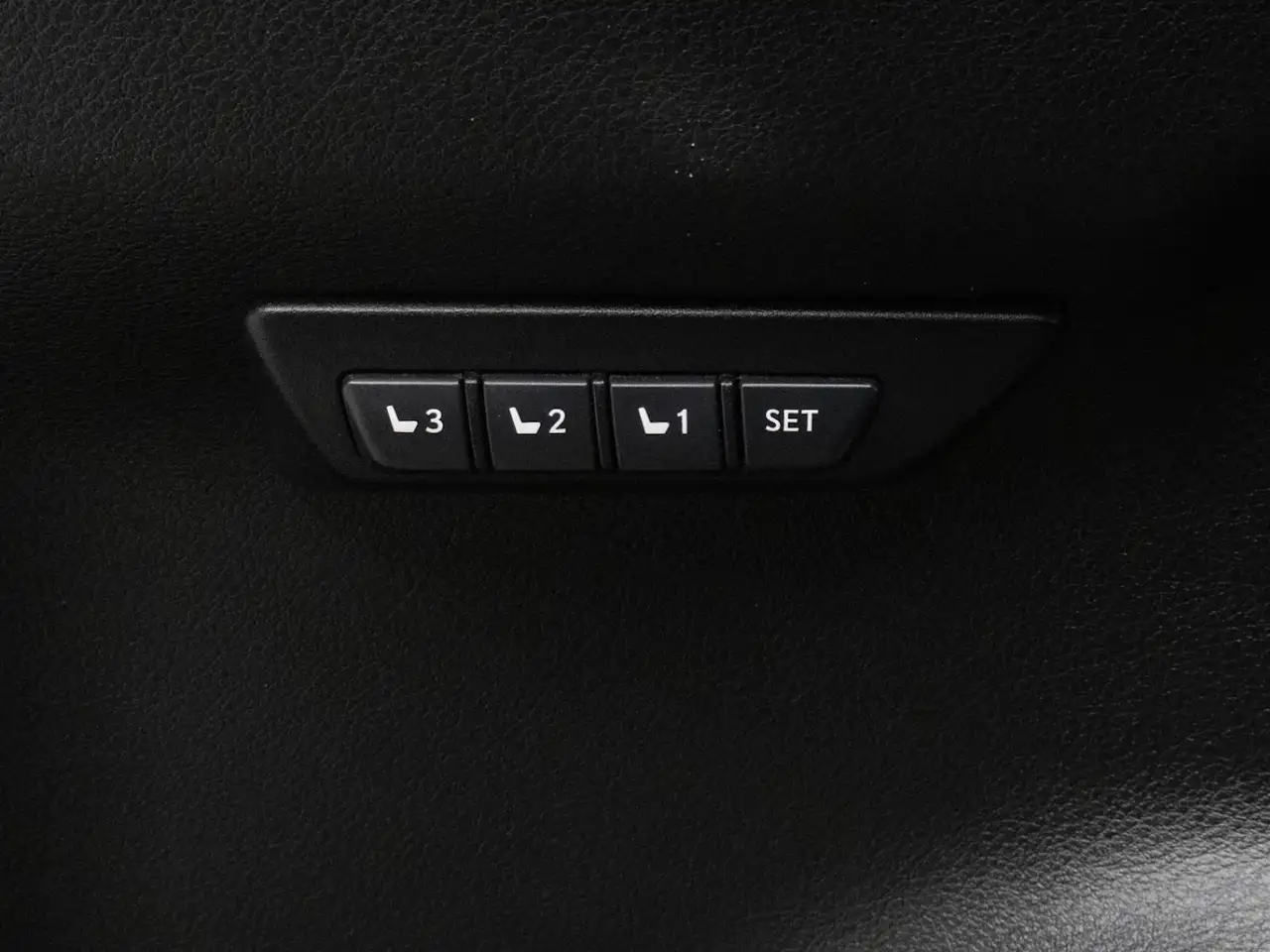 Lexus NX photo Lexus NX