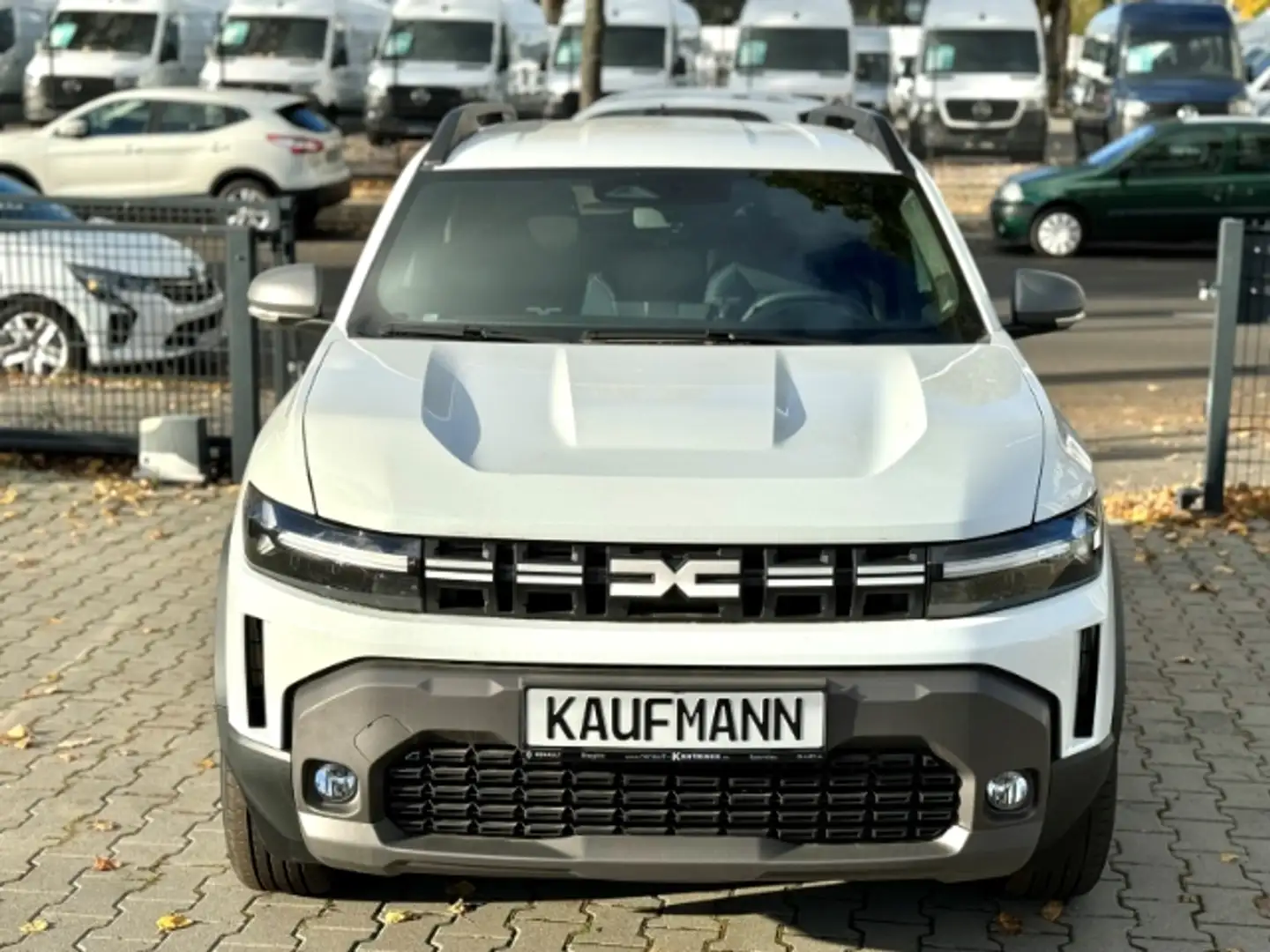 Dacia Duster III TCe 130 Journey 1.2 Mild-Hybrid EU6e Weiß - 2